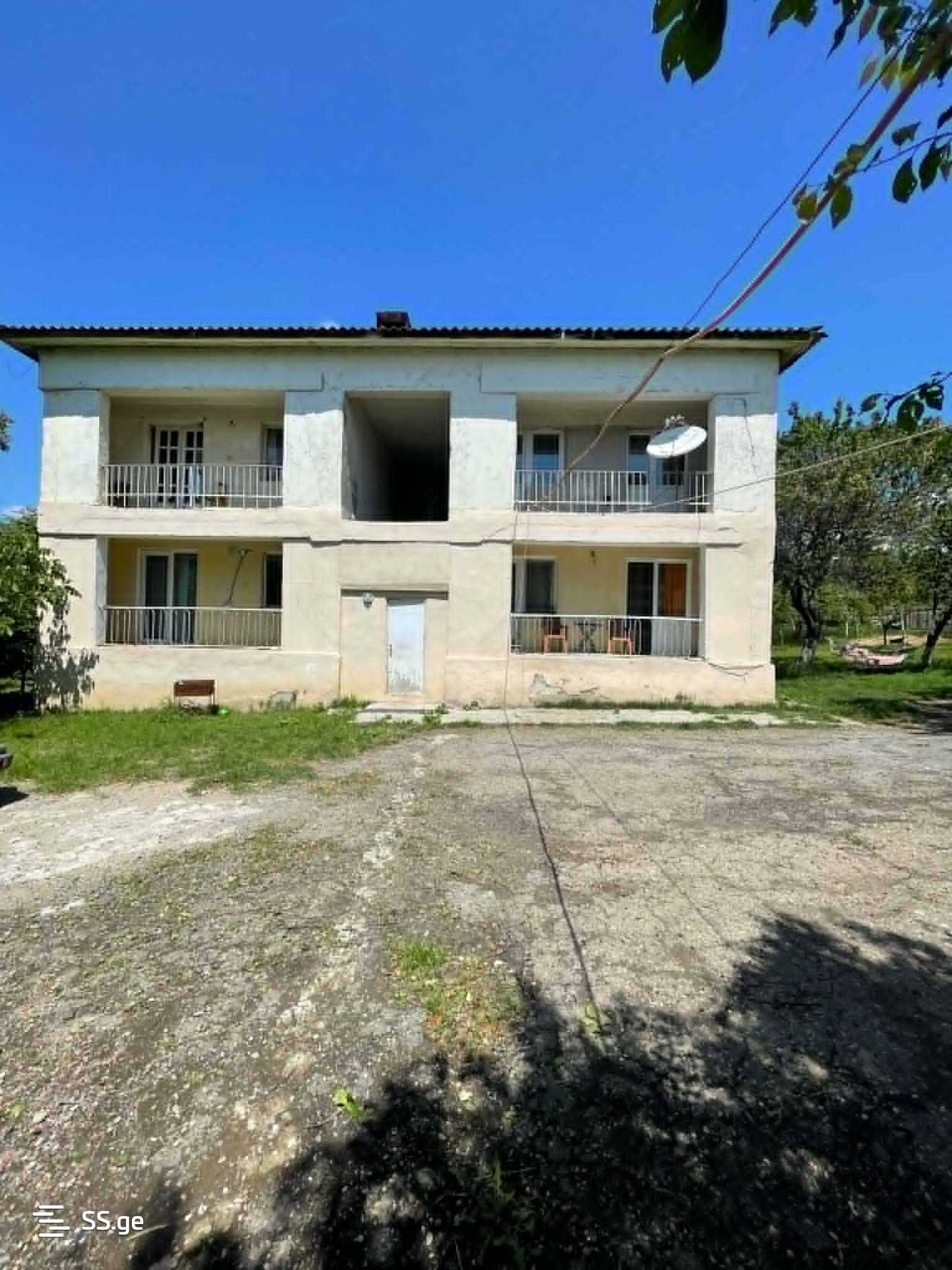 Продажа 12-комната Частный дом view 2