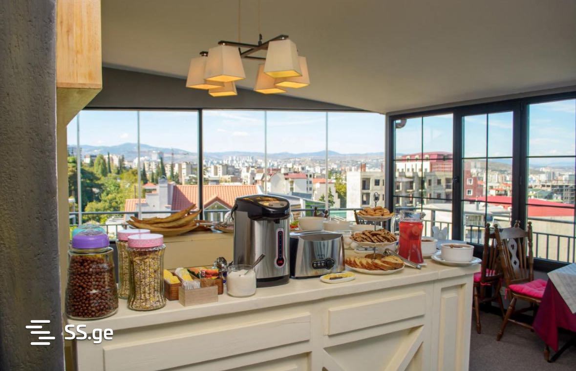 12 Room Hotel For Rent. Vera, 3 of 12
