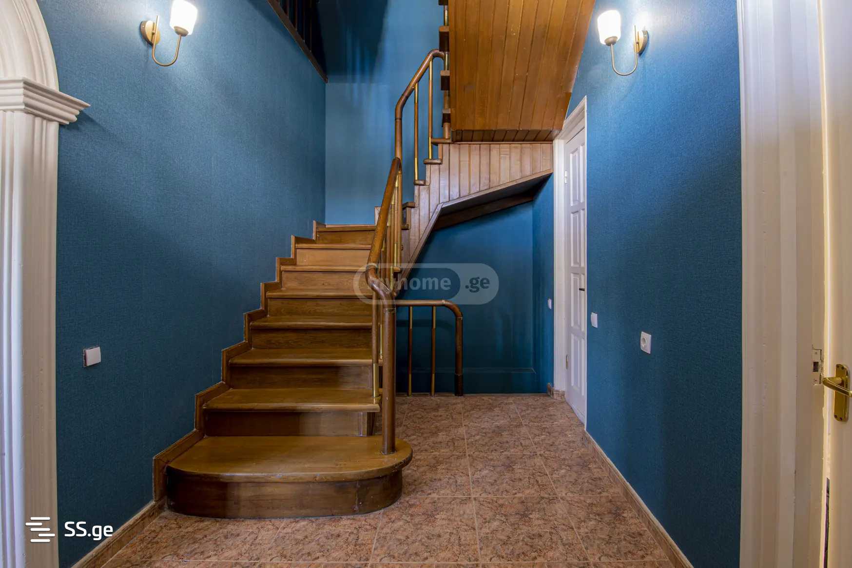 6 Room Hotel For Rent. Chugureti, 3 of 11