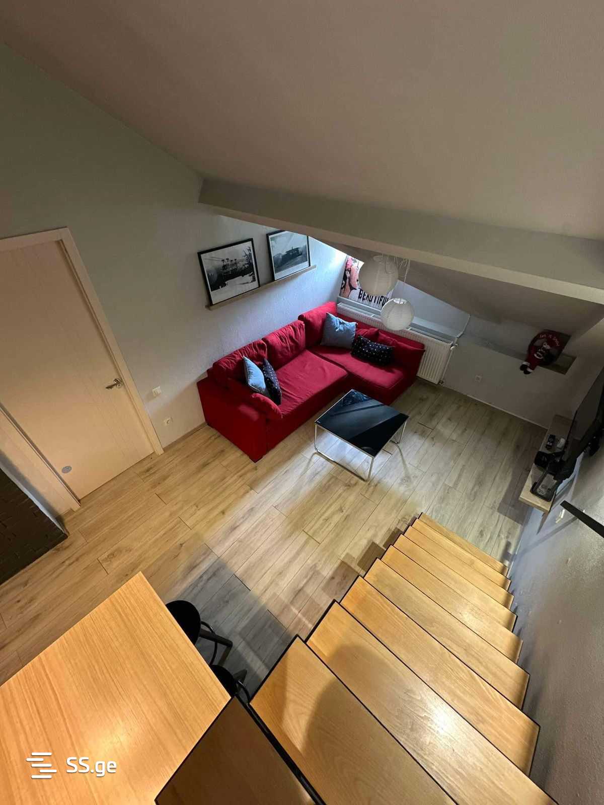 Продажа 3-комната Квартира view 2