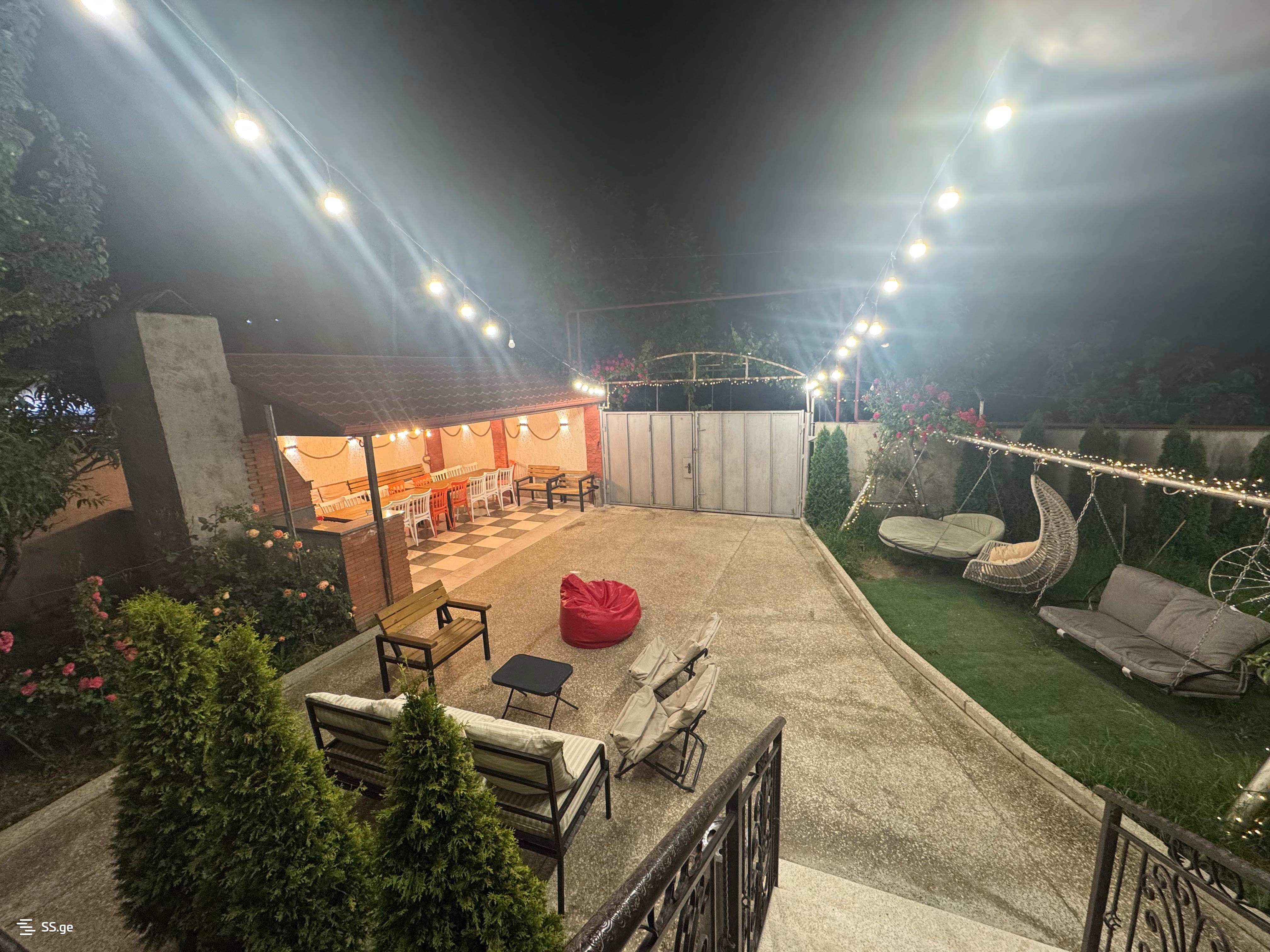 7 Room Summer Cottage Daily Rent. Saguramo, 1 of 4
