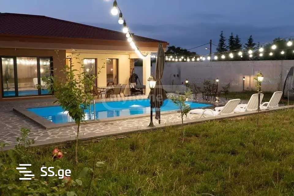 4 Room Summer Cottage For Rent. Mtatsminda view 2