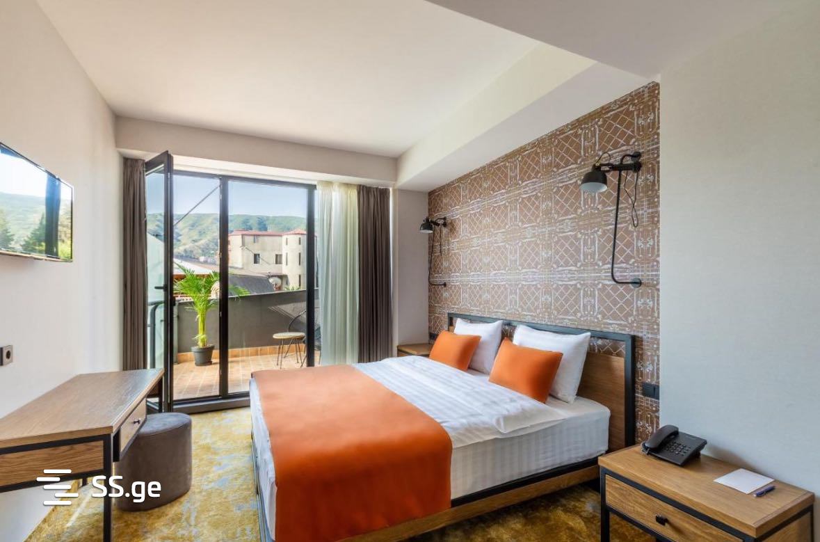 110 Room Hotel For Rent. Ortachala, 1 of 12