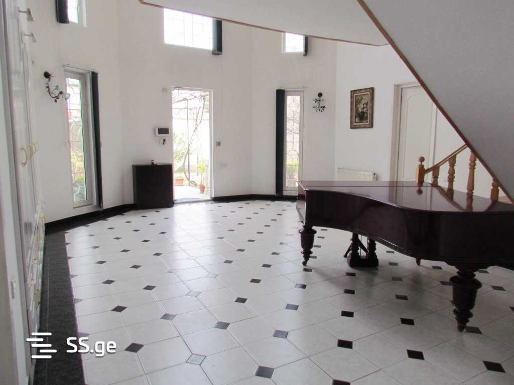 7 Room Private House For Rent. Digomi view 9