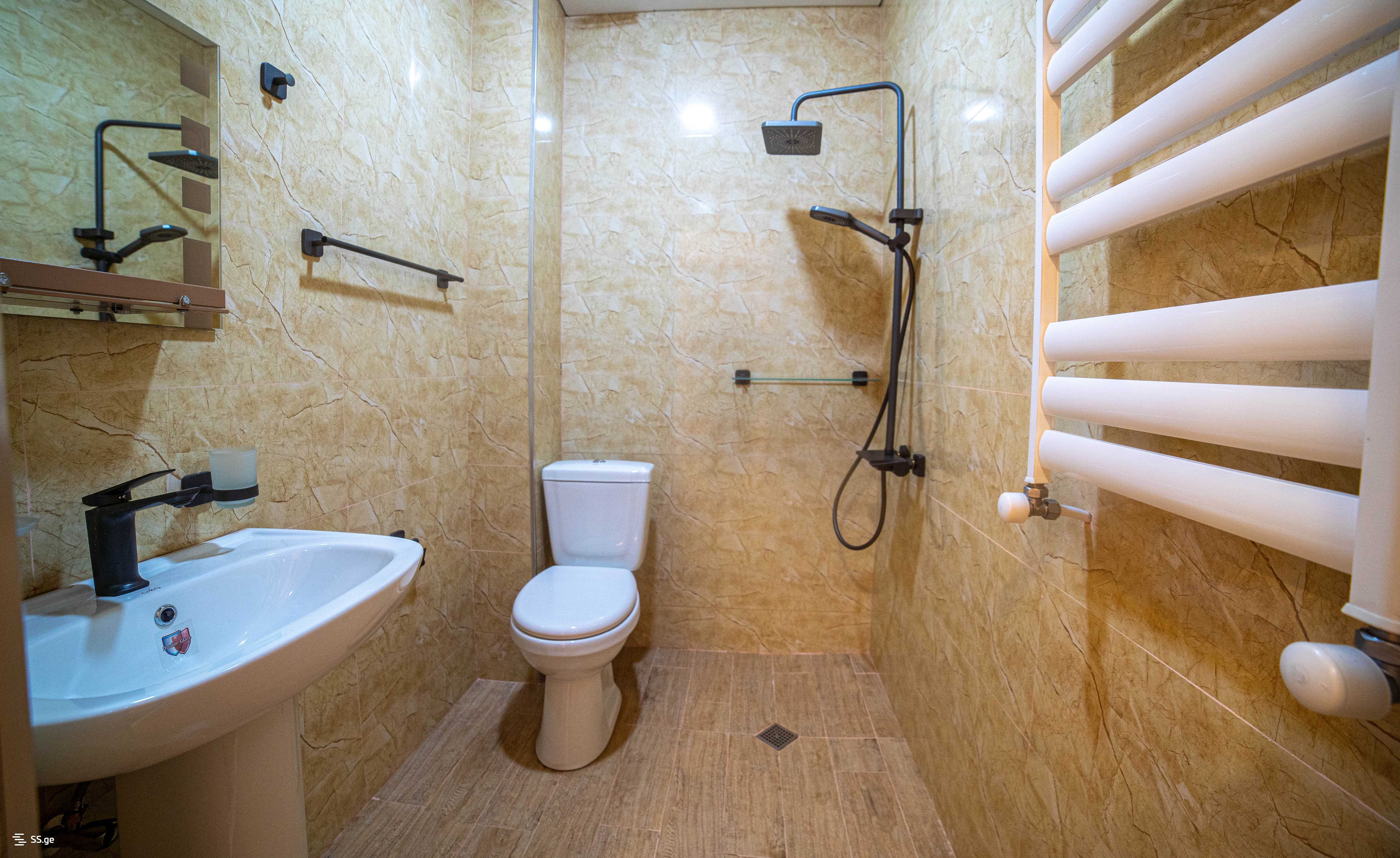 10 Room Hotel For Sale view 8