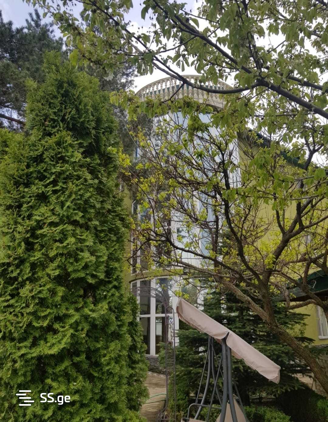 8 Room Summer Cottage For Rent. Tskneti view 4