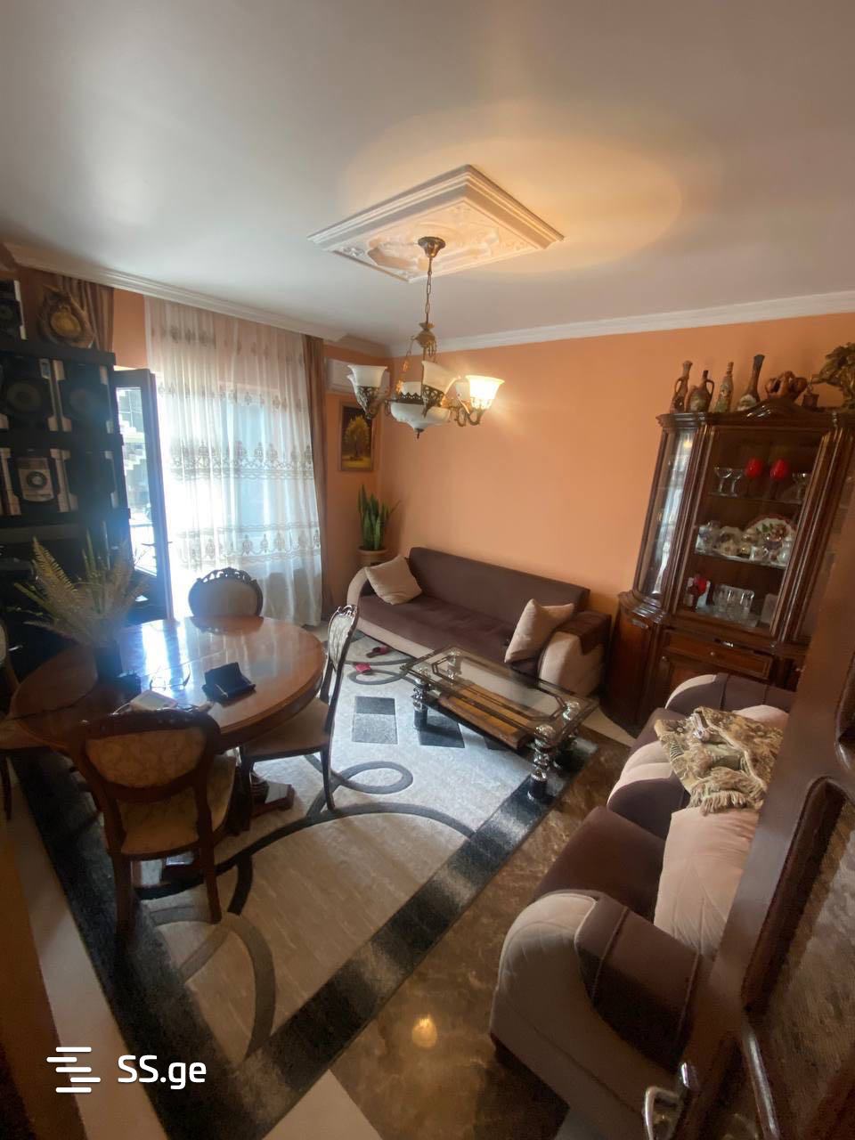 4 Room Flat Daily Rent. Qala view 9