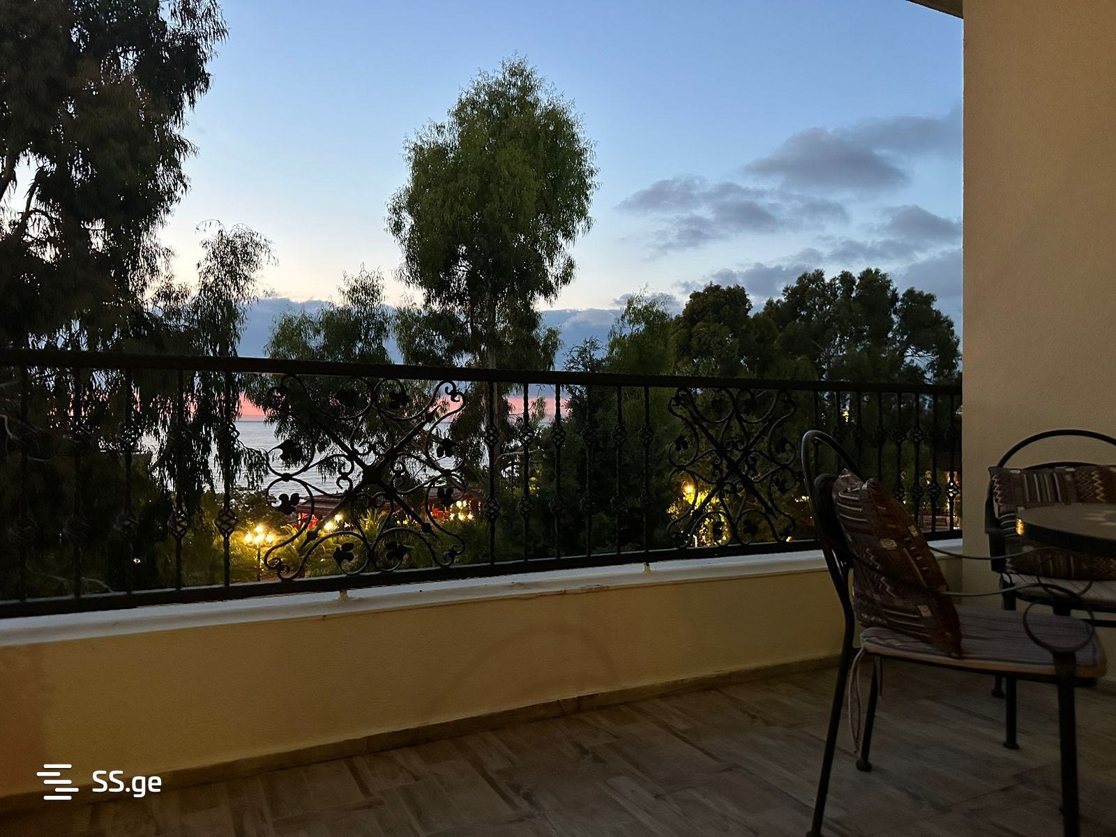 3 Room Flat Daily Rent. Chaqvi view 1