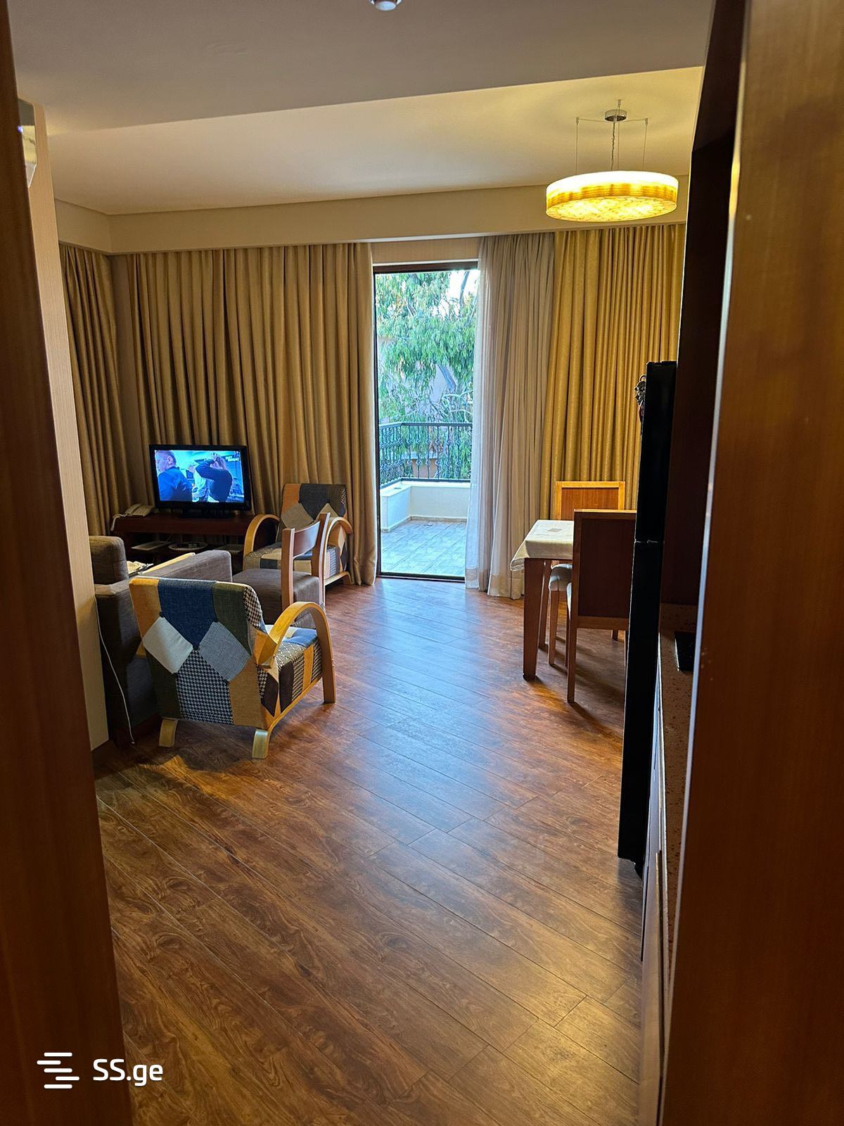 3 Room Flat Daily Rent. Chaqvi view 4