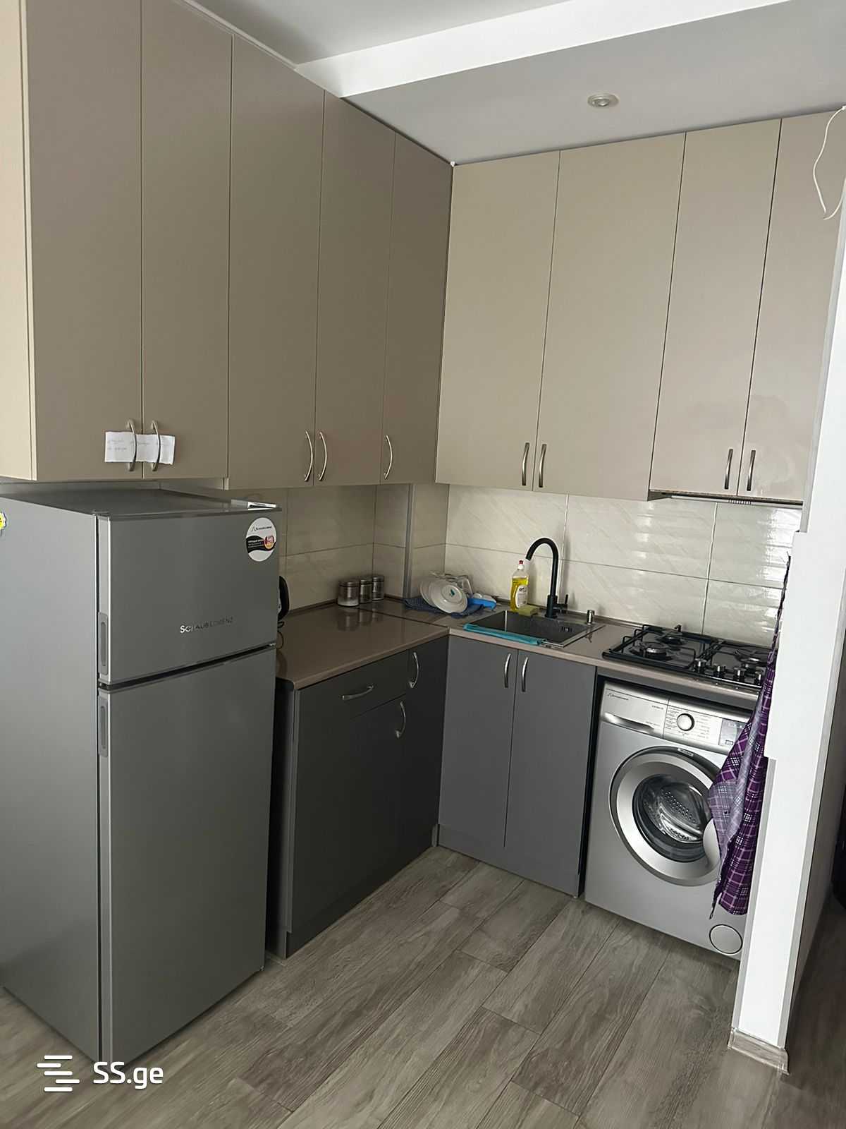2 Room Flat Daily Rent. Rustavi view 4