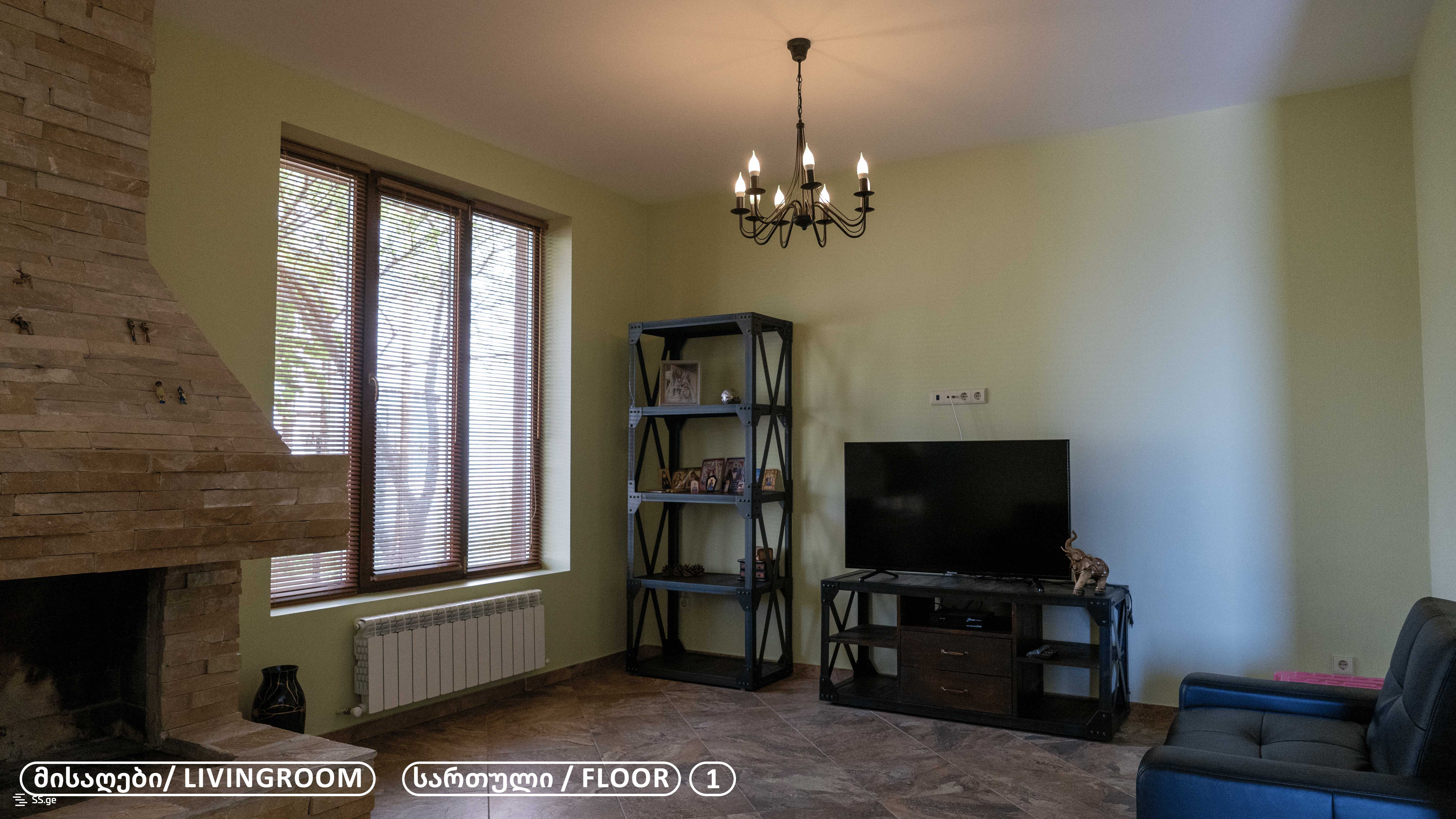 7 Room Private House For Sale view 4