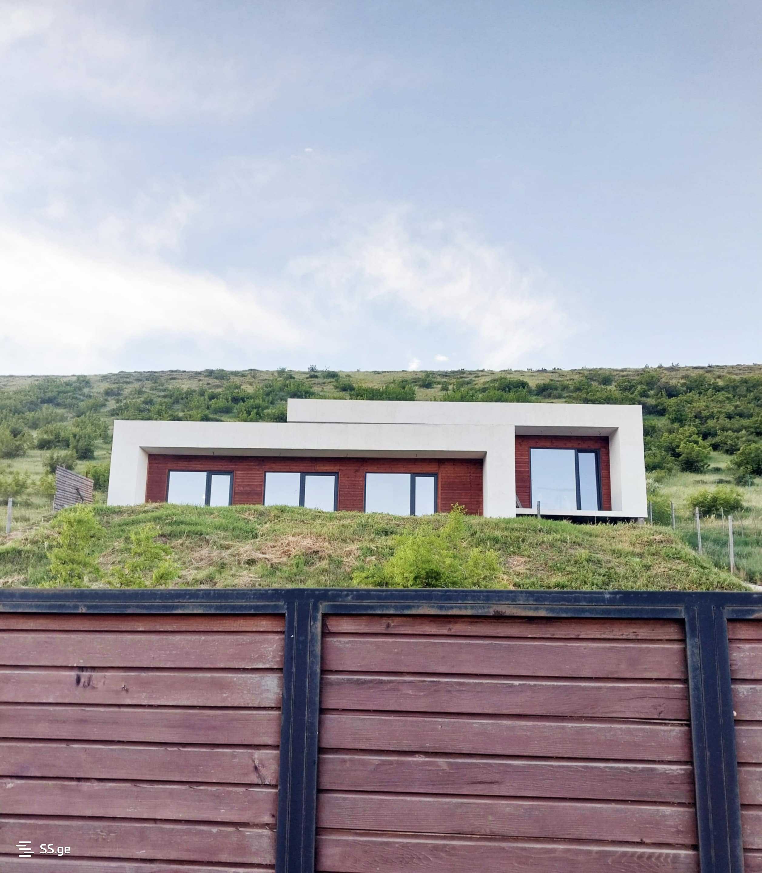 5 Room Private House For Sale view 1