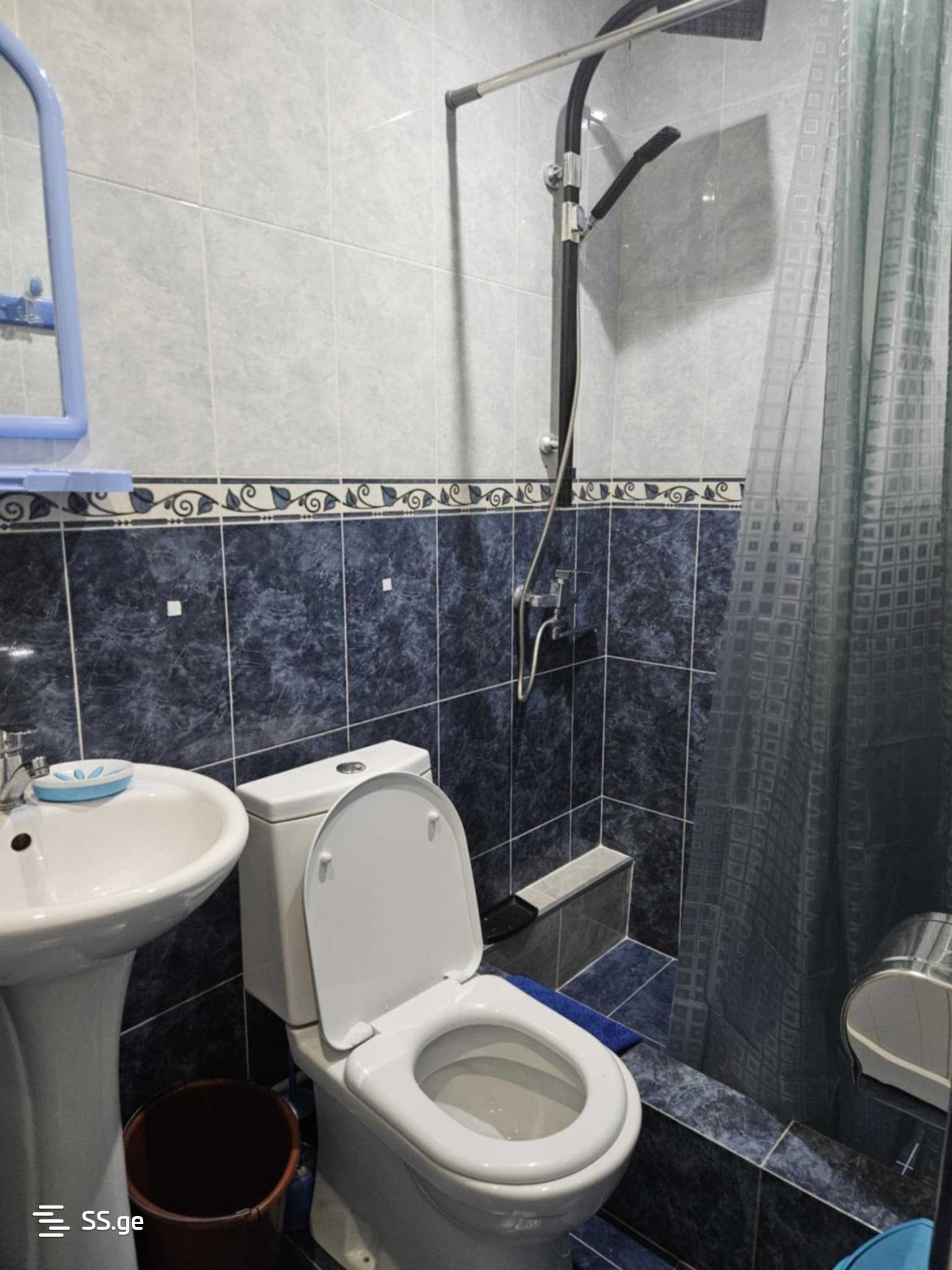 2 Room Private House Daily Rent. Ureki view 25