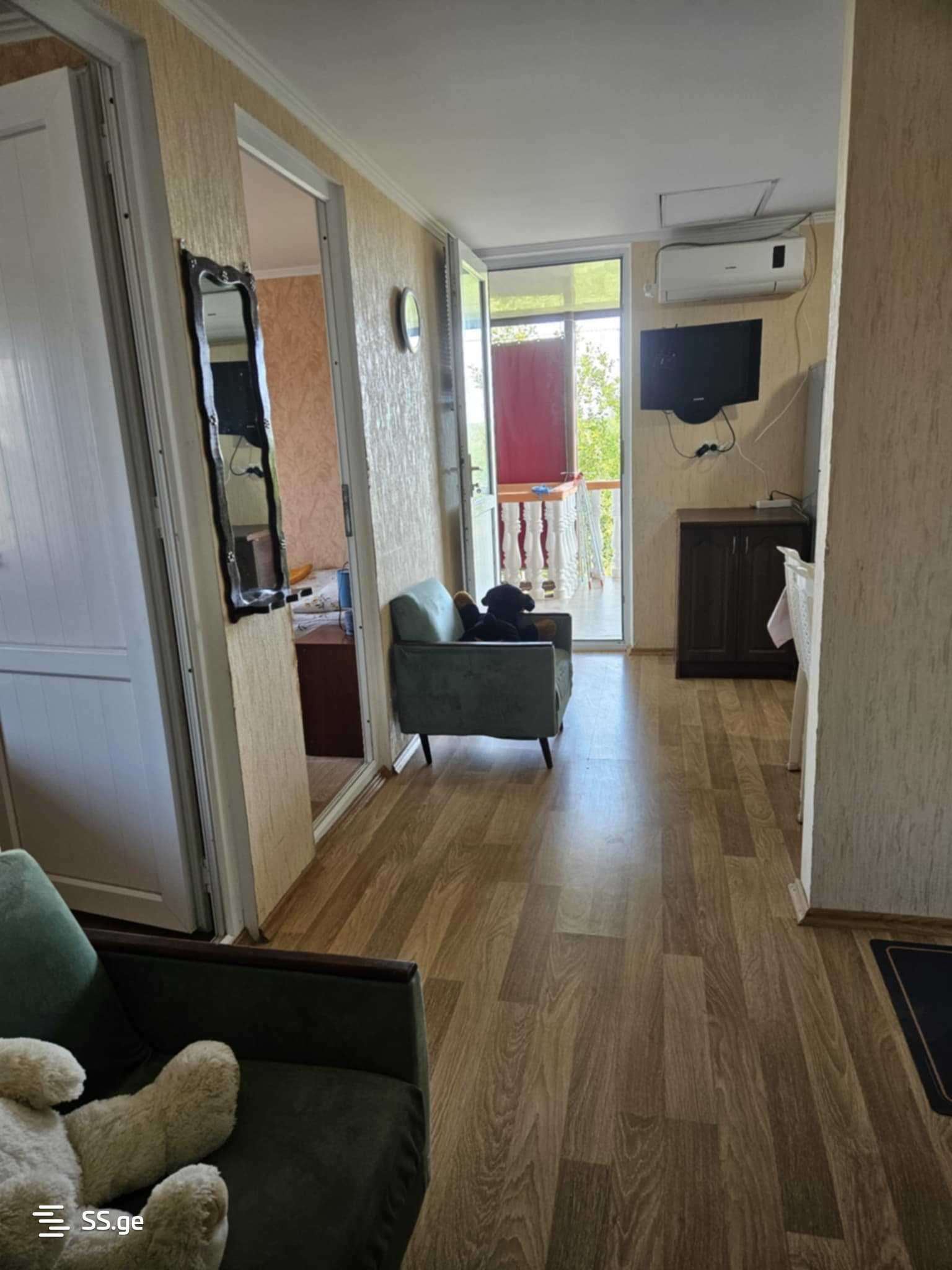 3 Room Private House Daily Rent. Ureki view 11