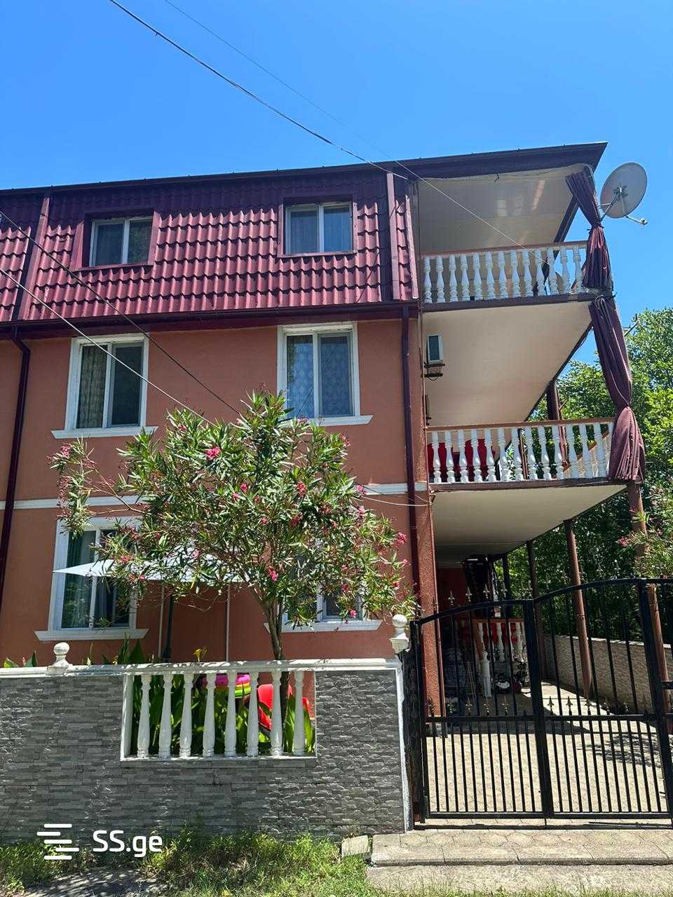 3 Room Private House Daily Rent. Ureki view 12