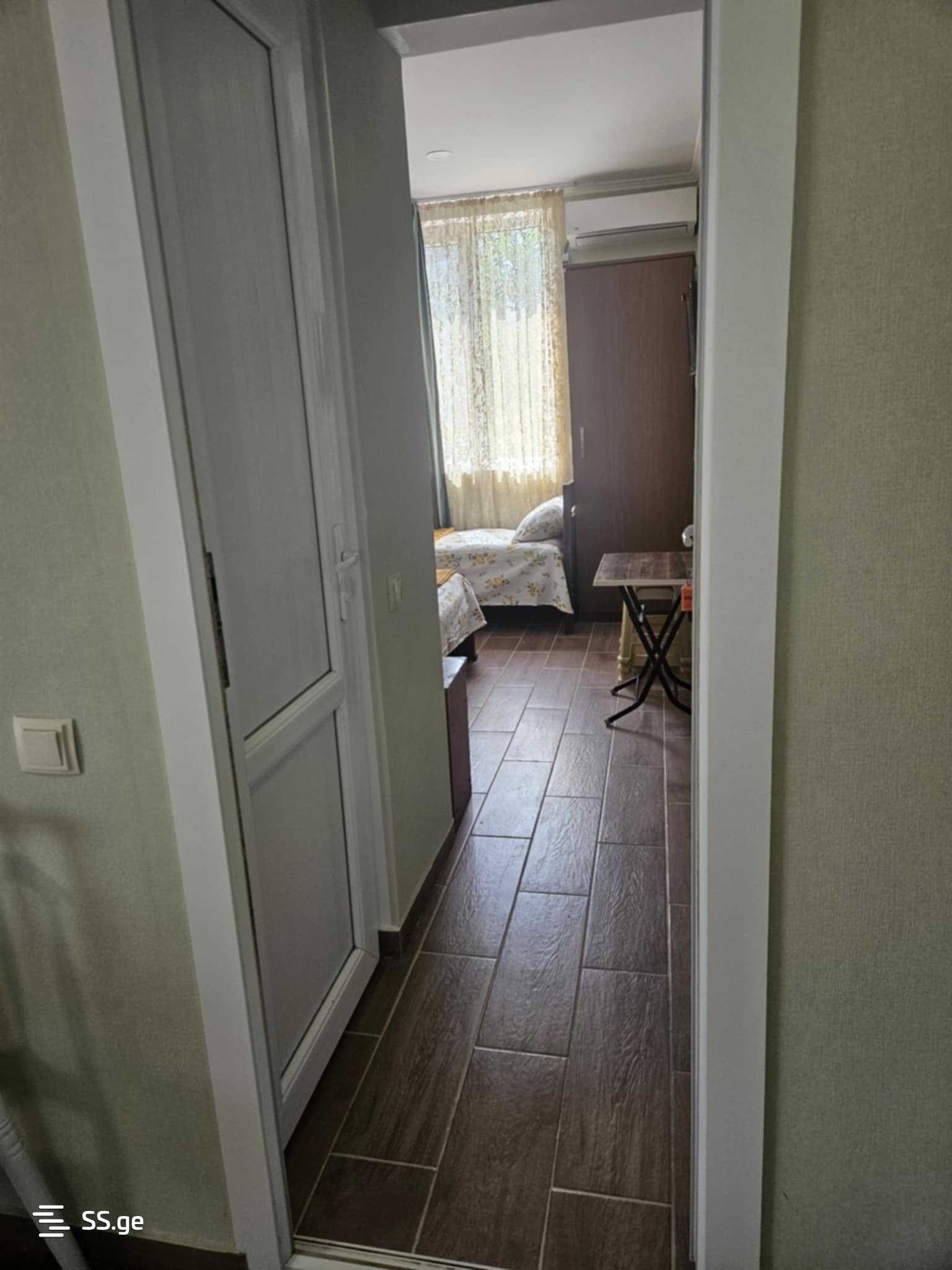 2 Room Private House Daily Rent. Ureki view 8