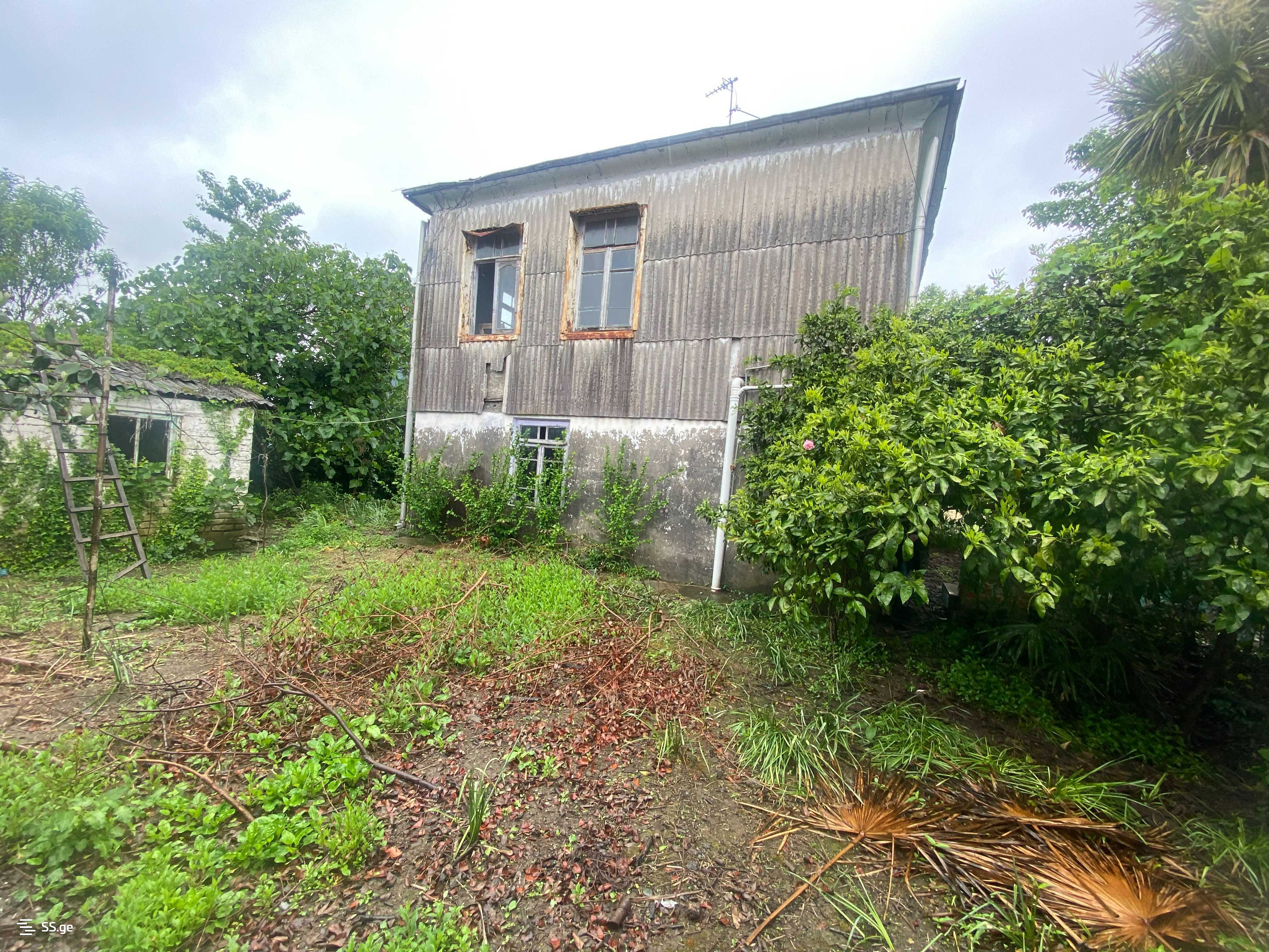 5 Room Private House For Sale view 4