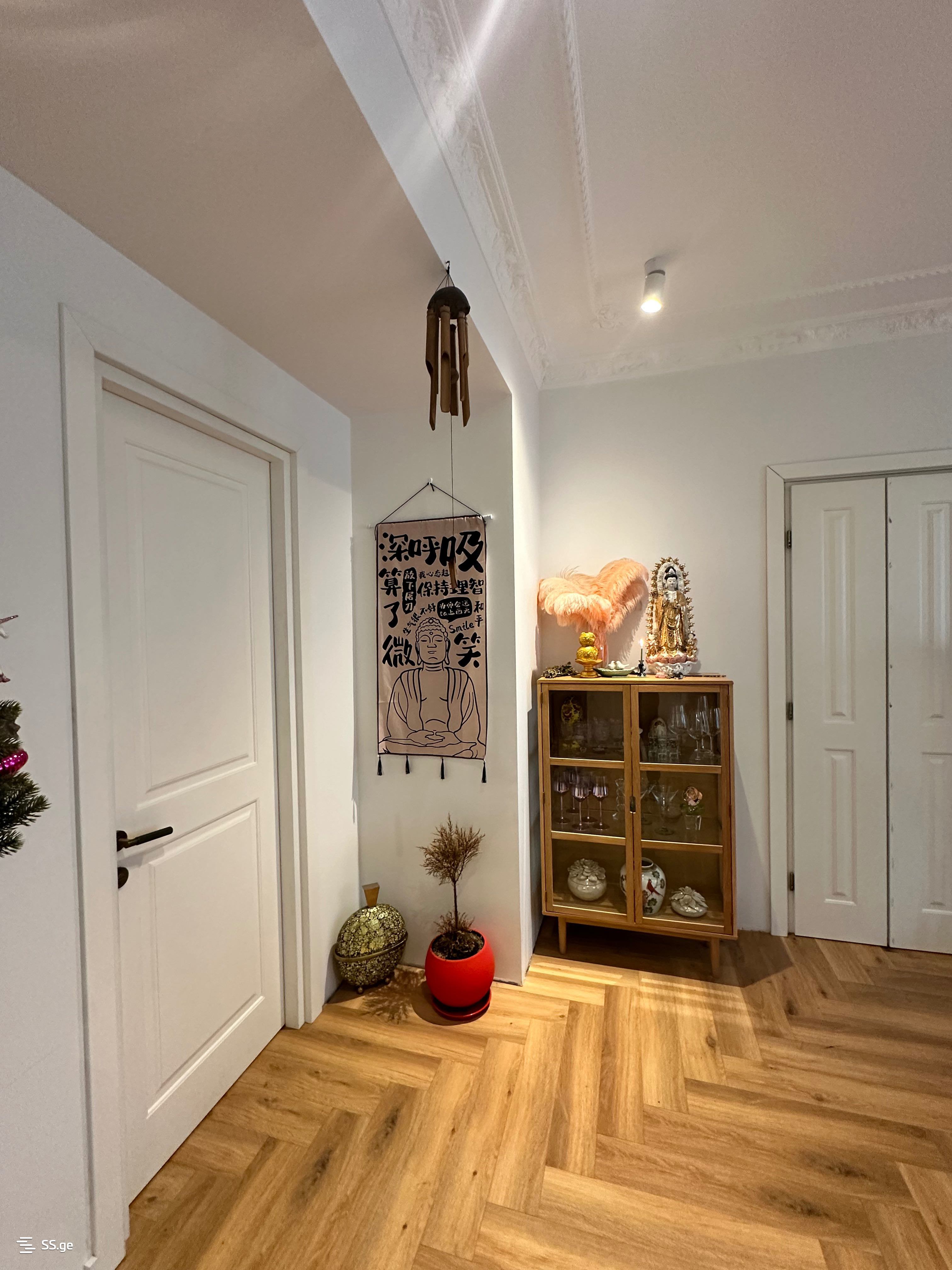4 room Flat For Sale. Vake - Ansicht 2