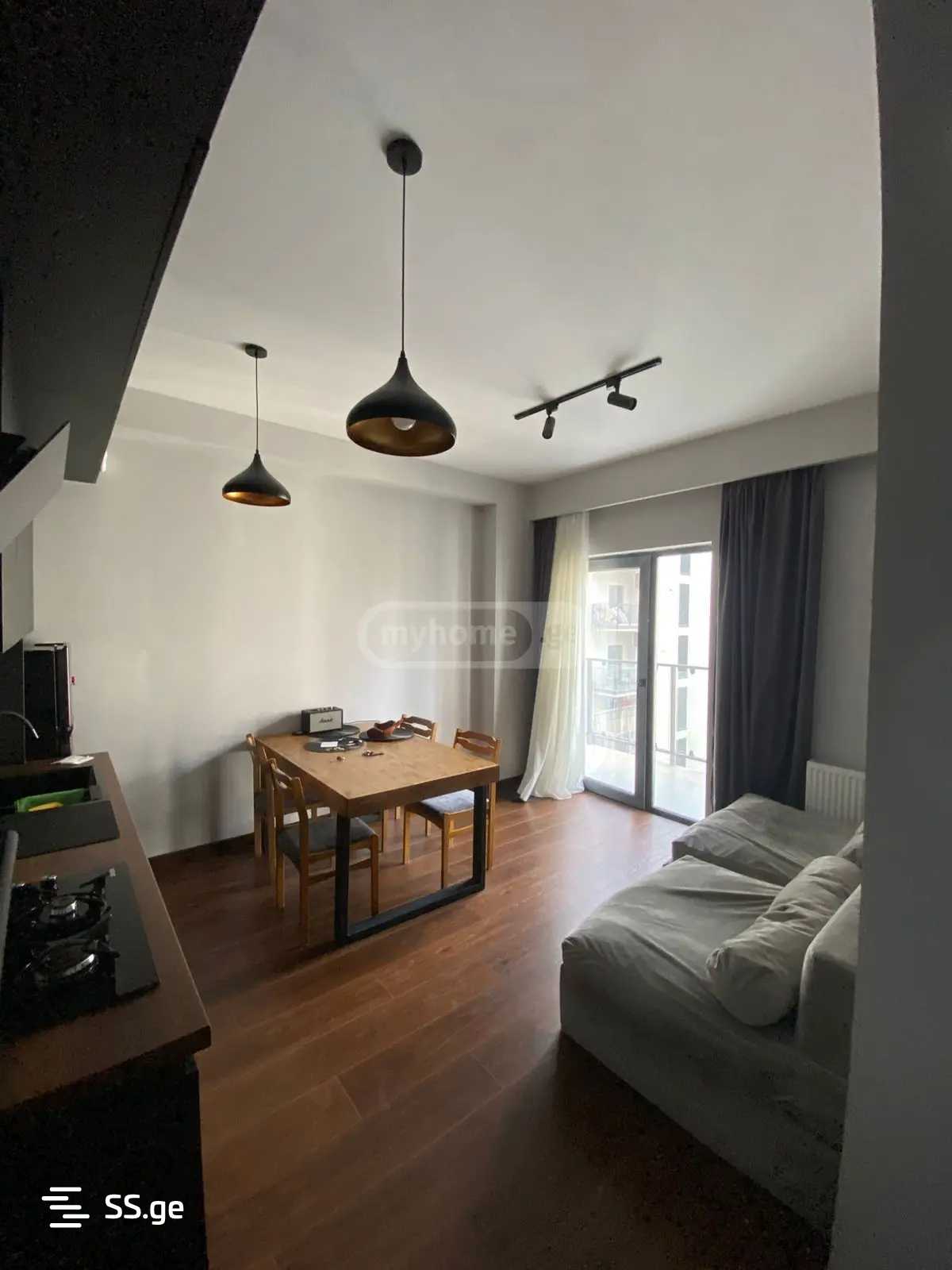 3 Room Flat For Sale, 1 of 4