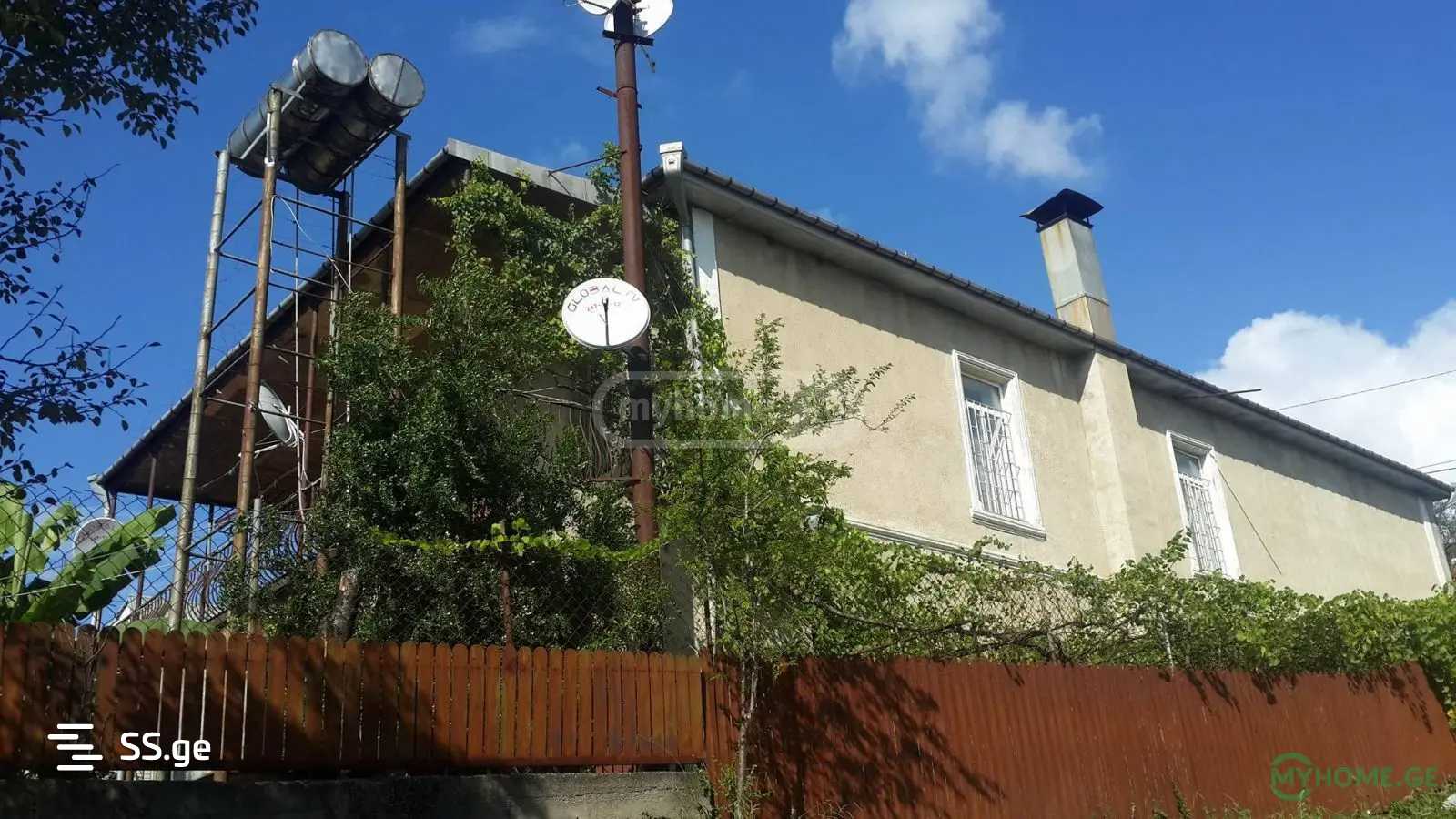 7 Room Private House For Sale view 5
