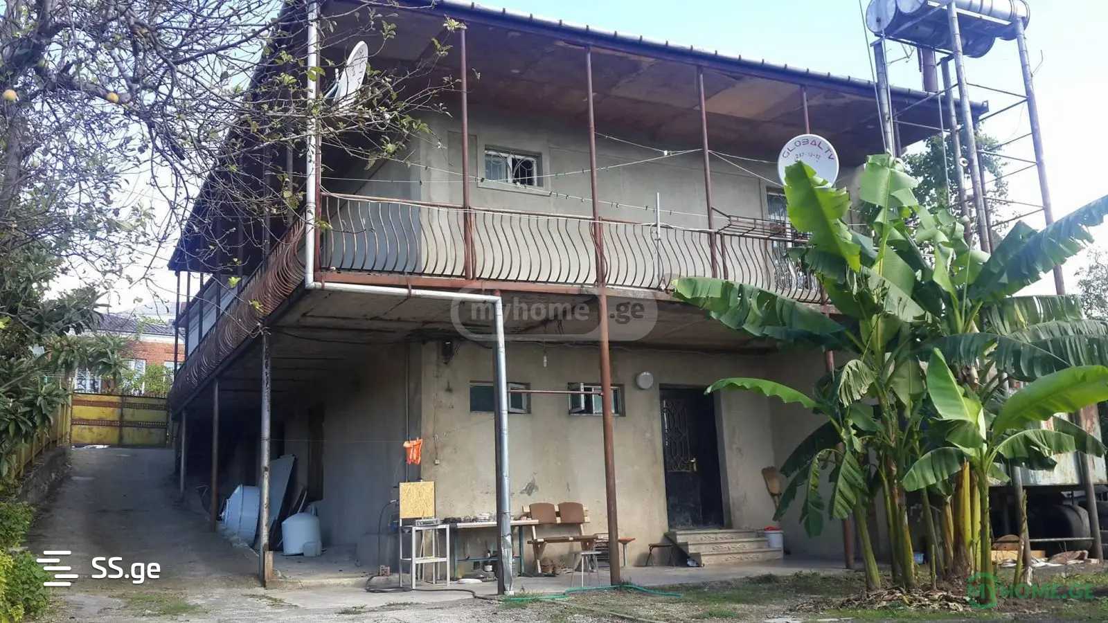 7 Room Private House For Sale view 1