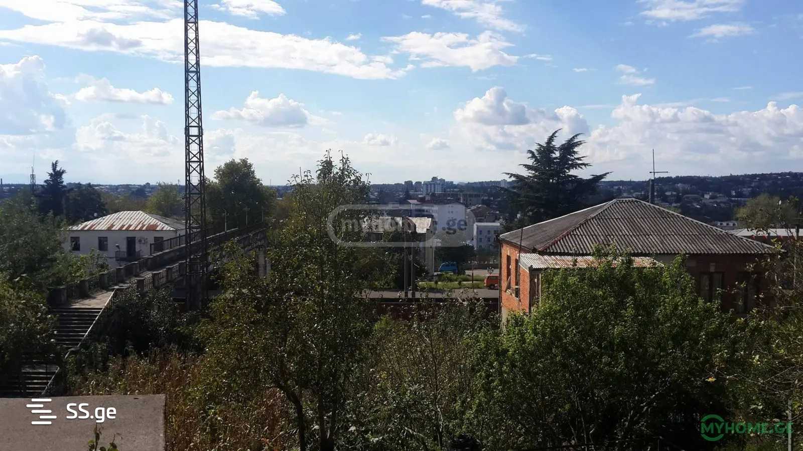 7 Room Private House For Sale view 9