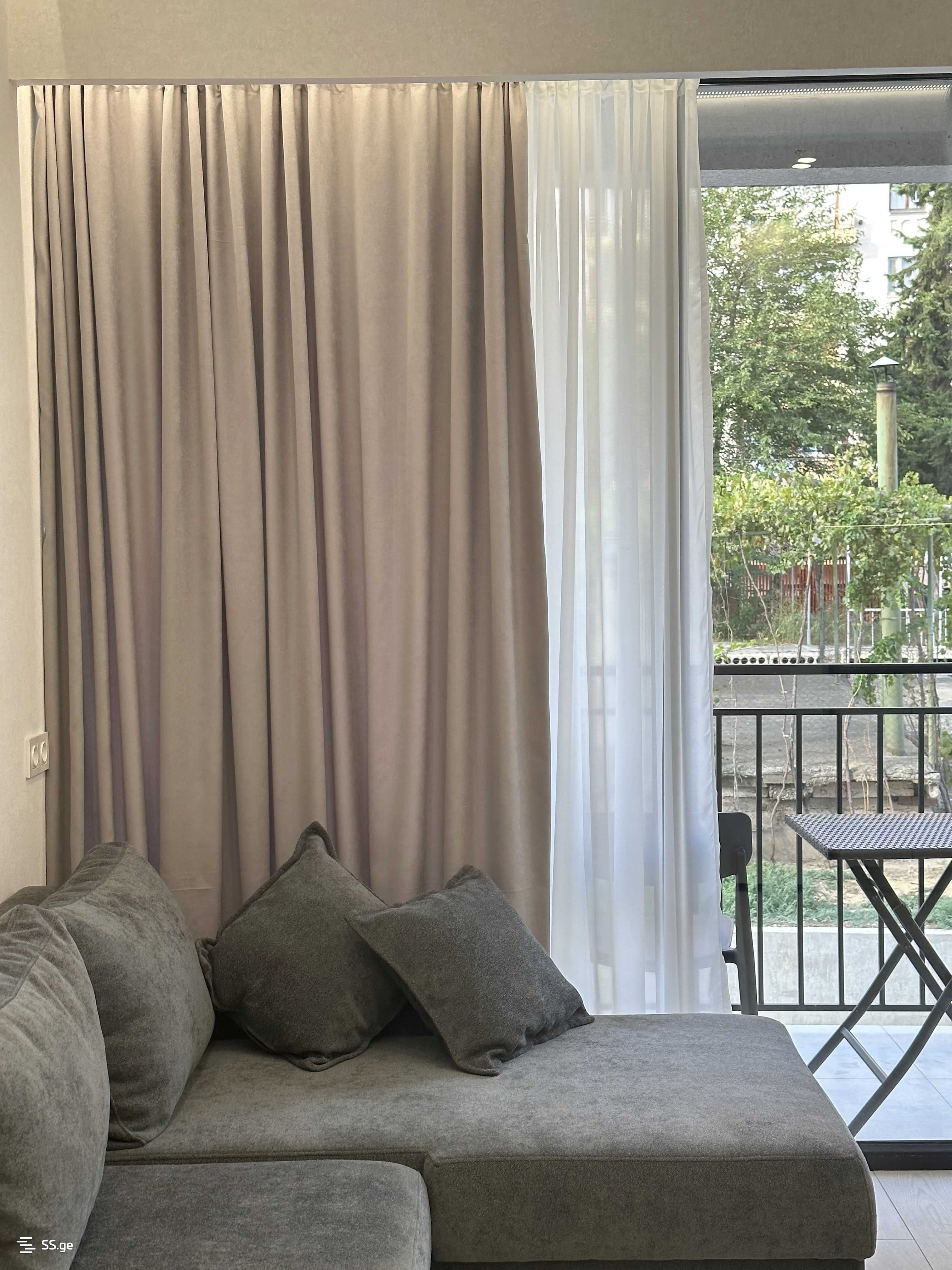 2 Room Flat Daily Rent. Isani view 6