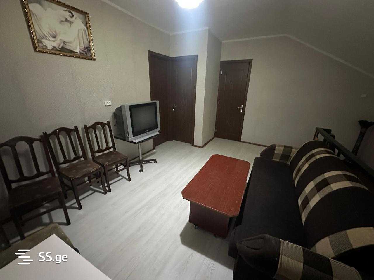 4 Room Private House For Rent. Makhindjauri view 3