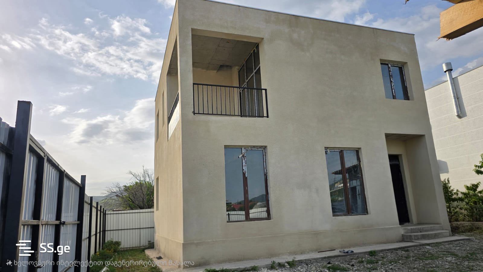 7 Room Private House For Sale view 9