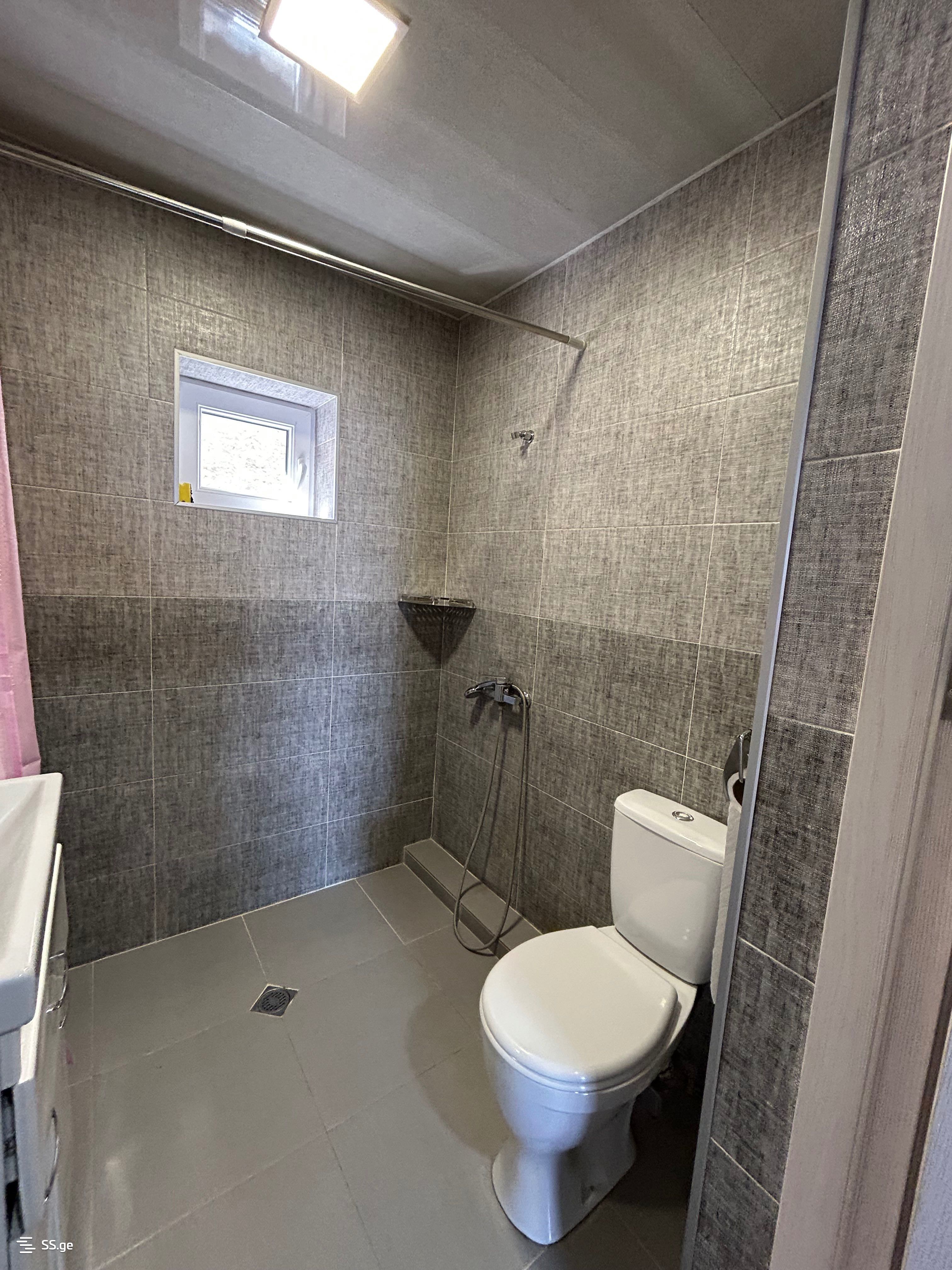 3 Room Flat Daily Rent. Telavi view 8