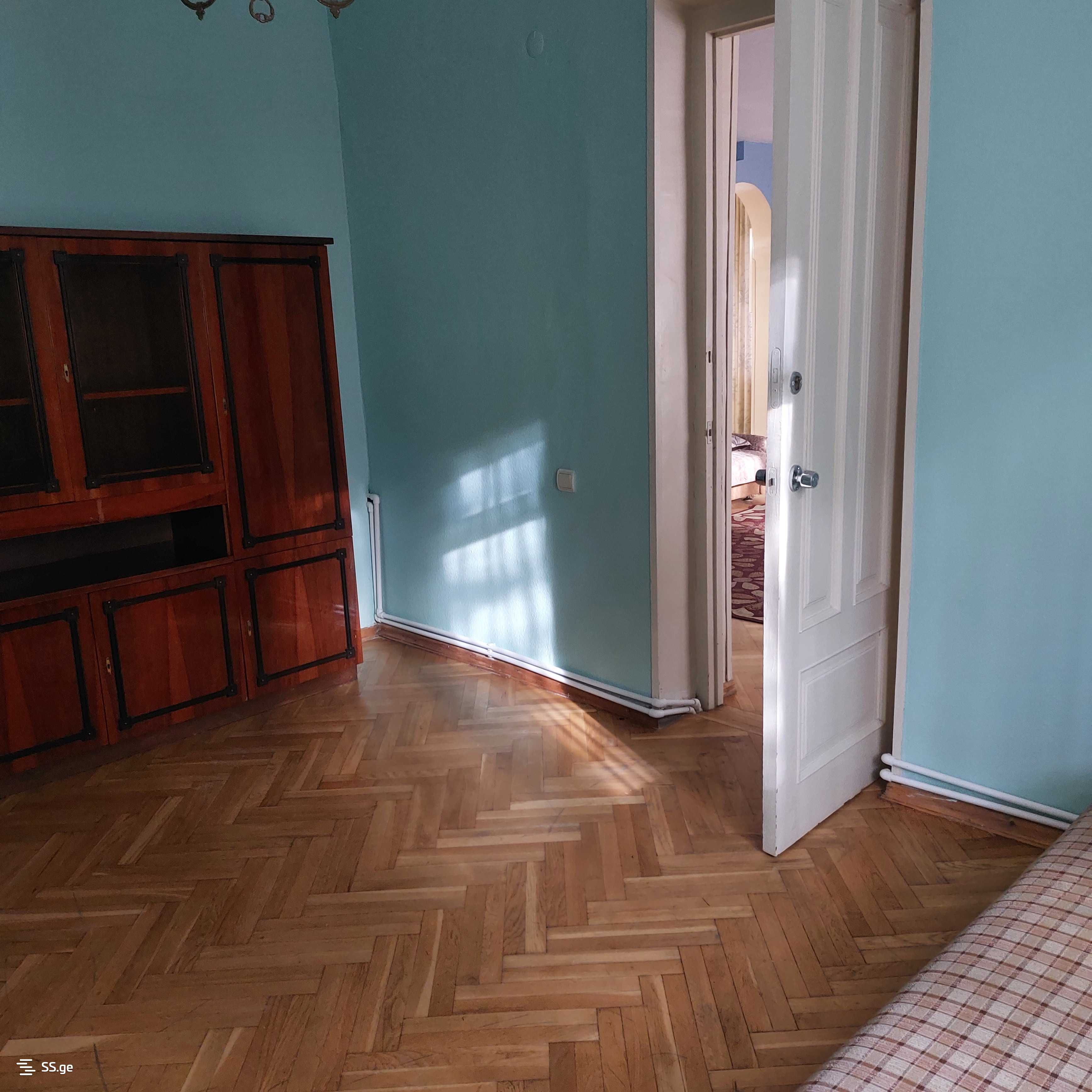 3-комн. Квартира в Тбилиси