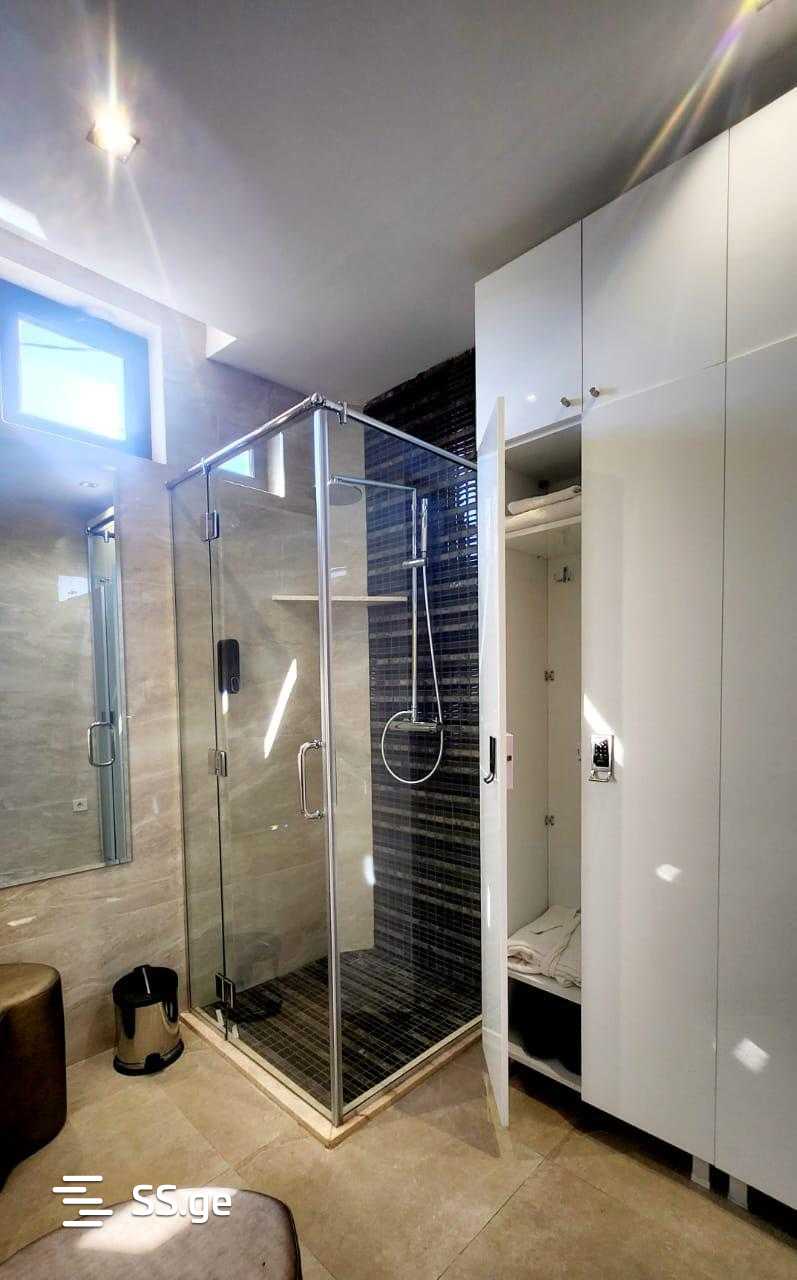 10 Room Private House Daily Rent. Tabakhmela view 12
