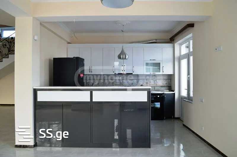 Commercial Space For Rent. Didi Digomi, 1 of 11