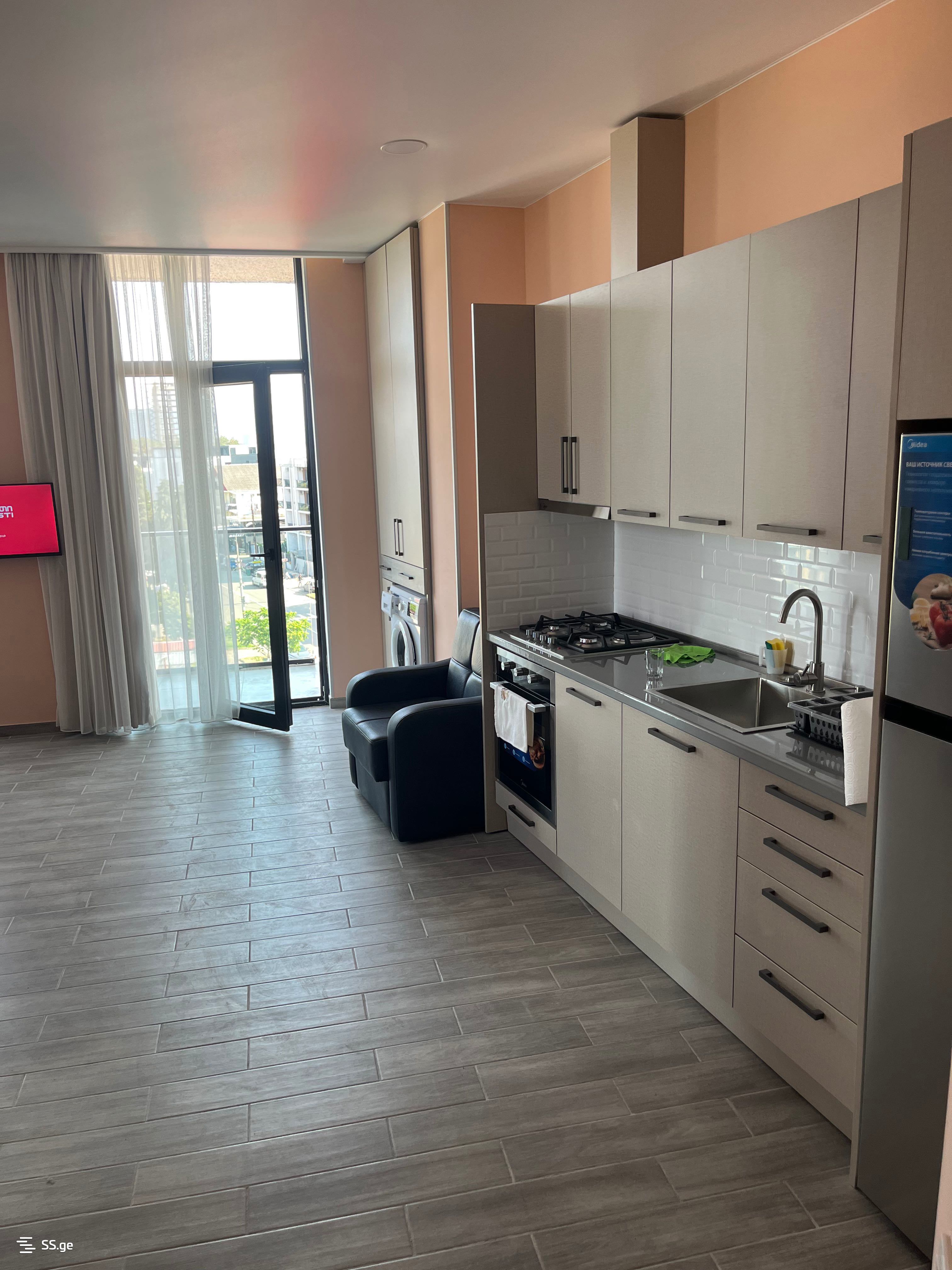 1 Room Flat For Rent. Kobuleti, 1 of 4