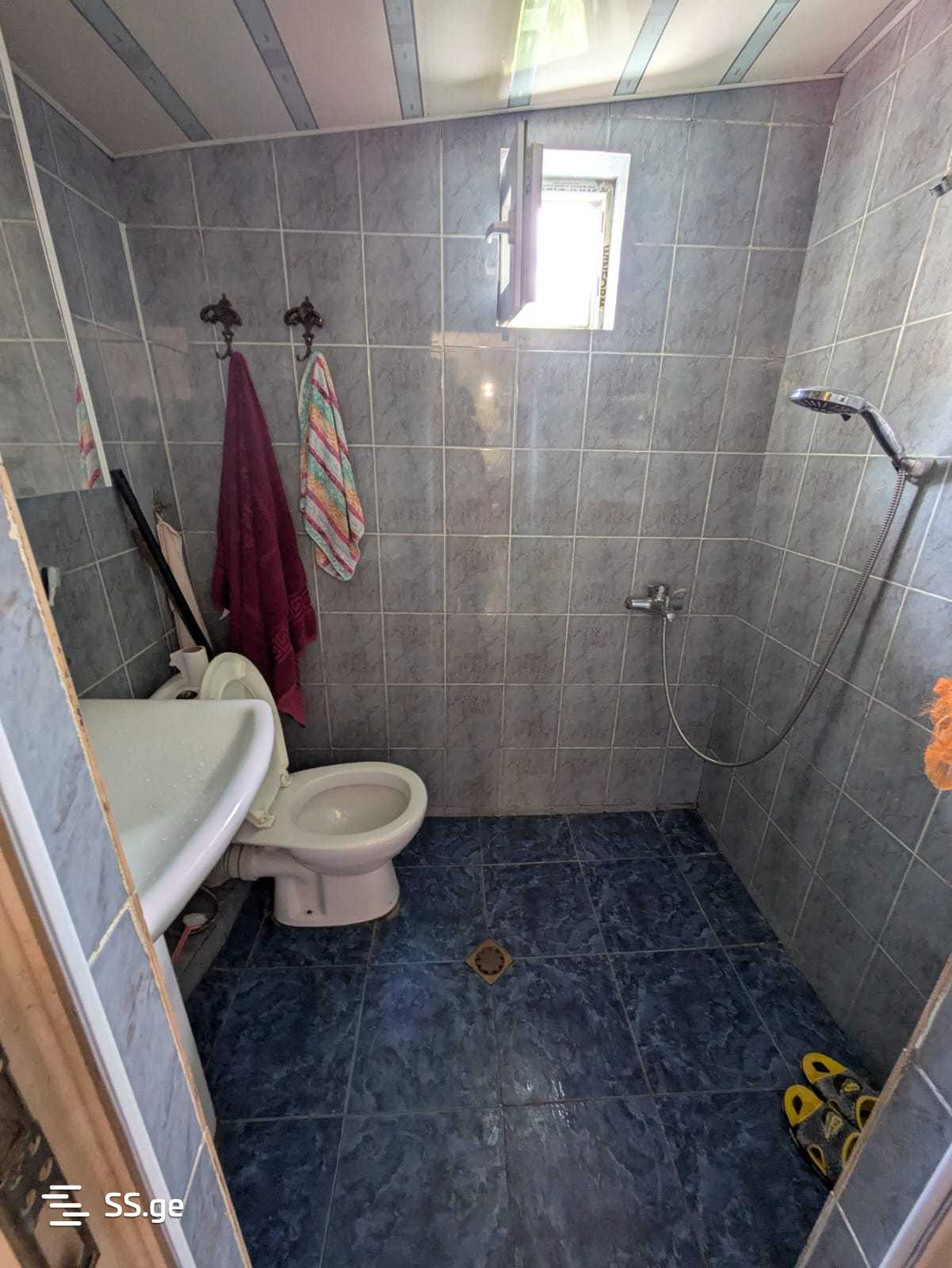 7 Room Private House For Sale view 1