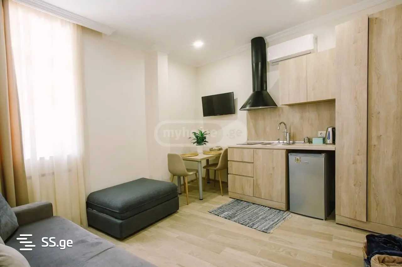 7 Room Hotel For Sale view 5