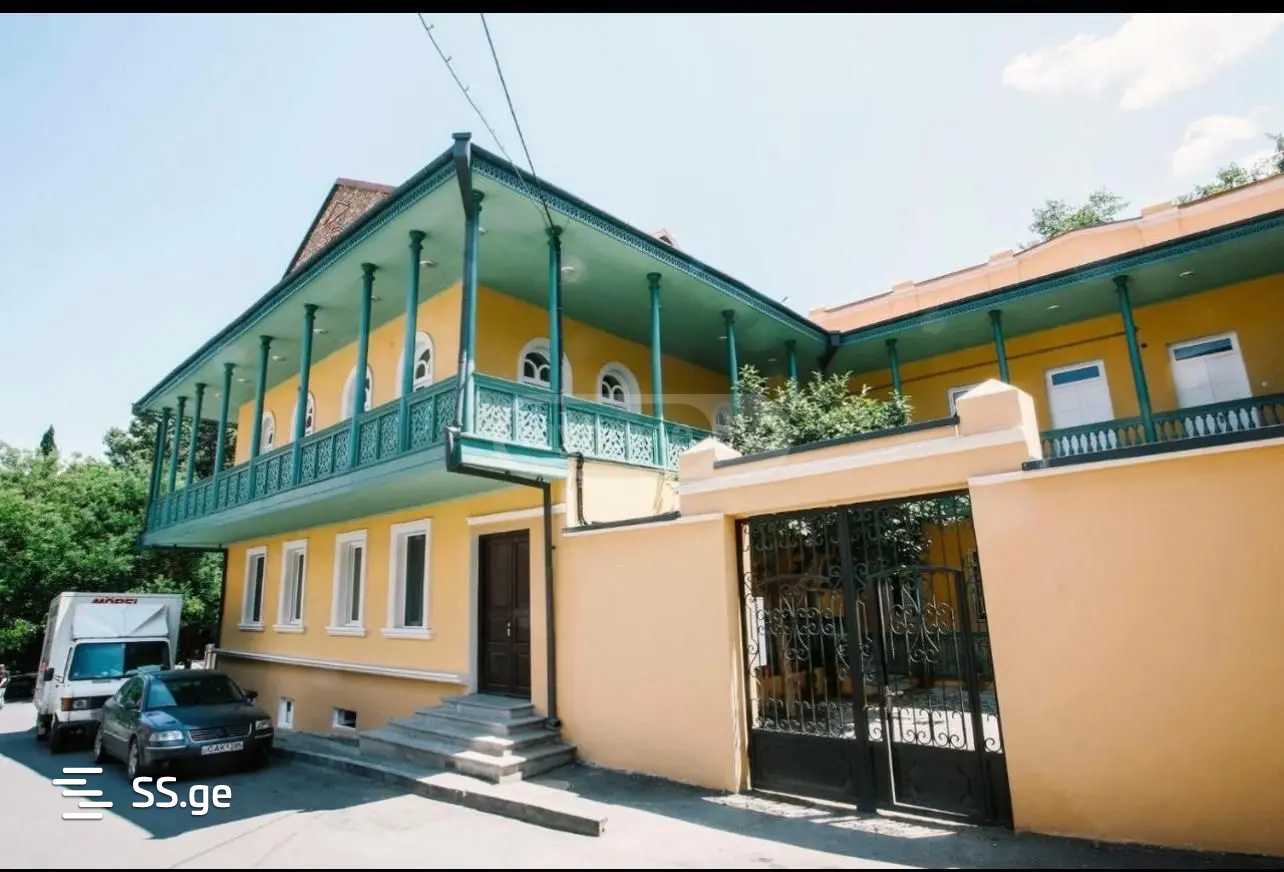 7 Room Hotel For Sale view 1