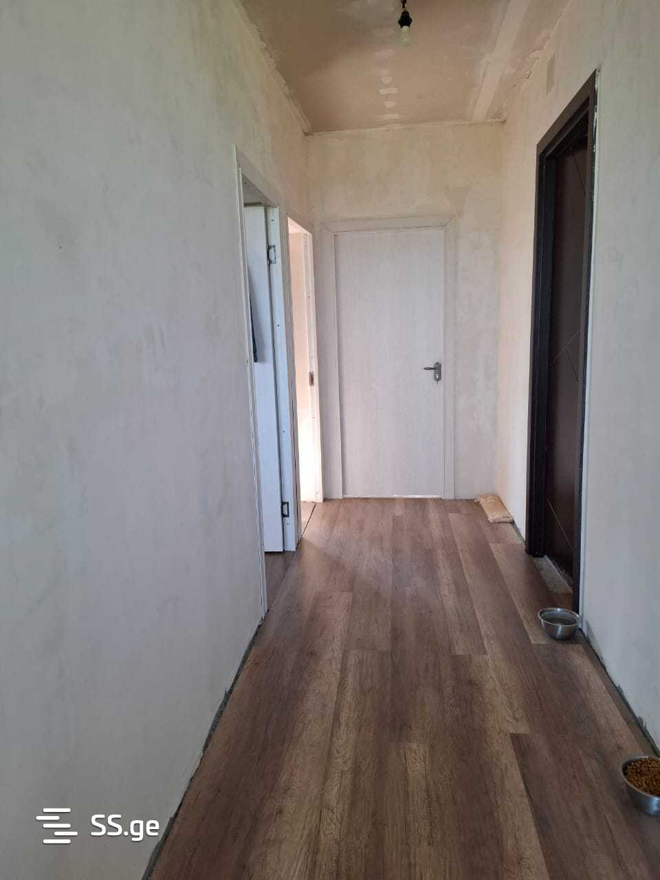 4 Room Private House For Sale view 9