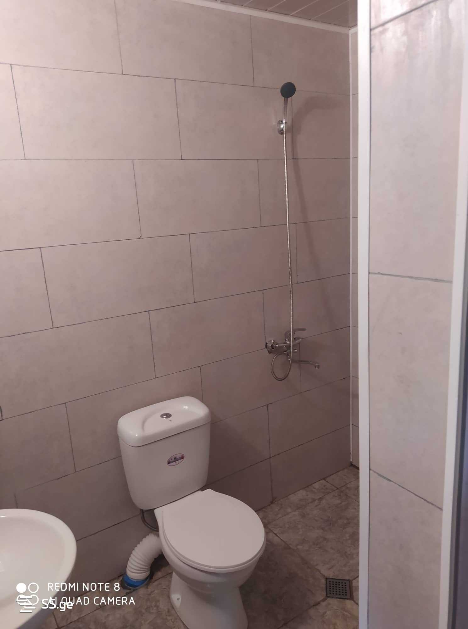 3 Room Flat Daily Rent. Ureki view 10