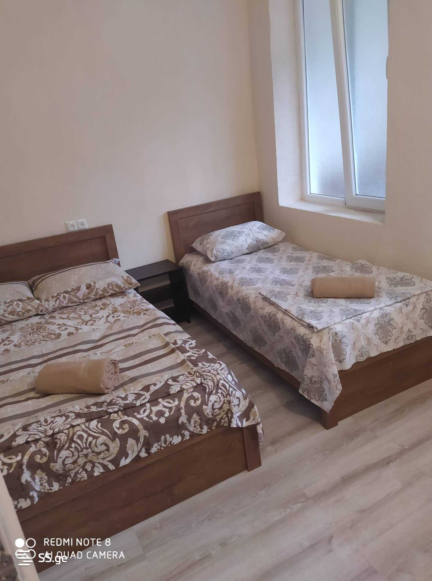 3 Room Flat Daily Rent. Ureki view 8