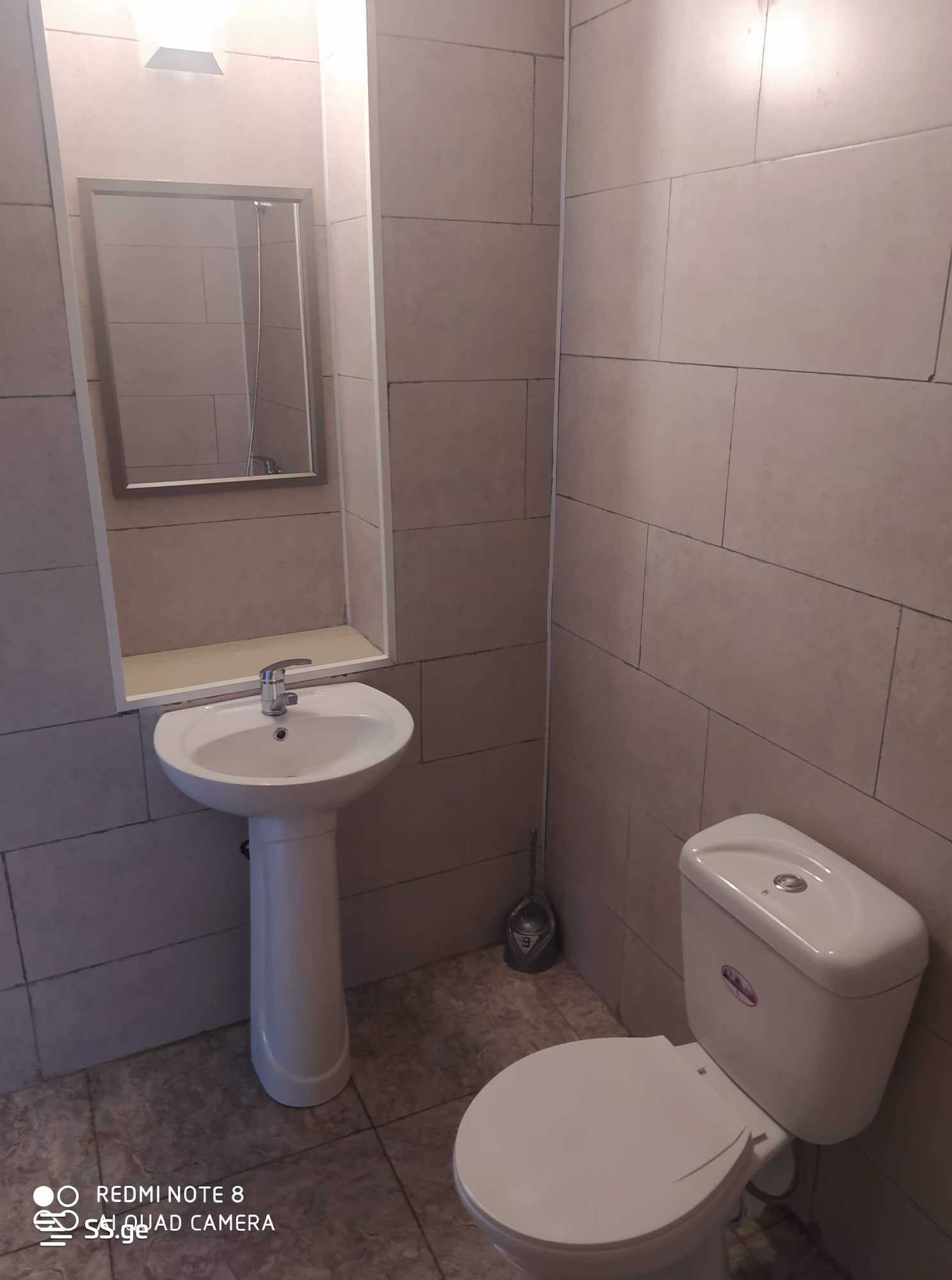 3 Room Flat Daily Rent. Ureki view 9