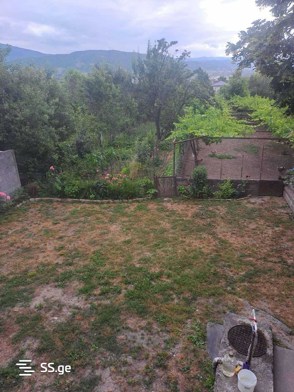 6 Room Private House For Sale view 12