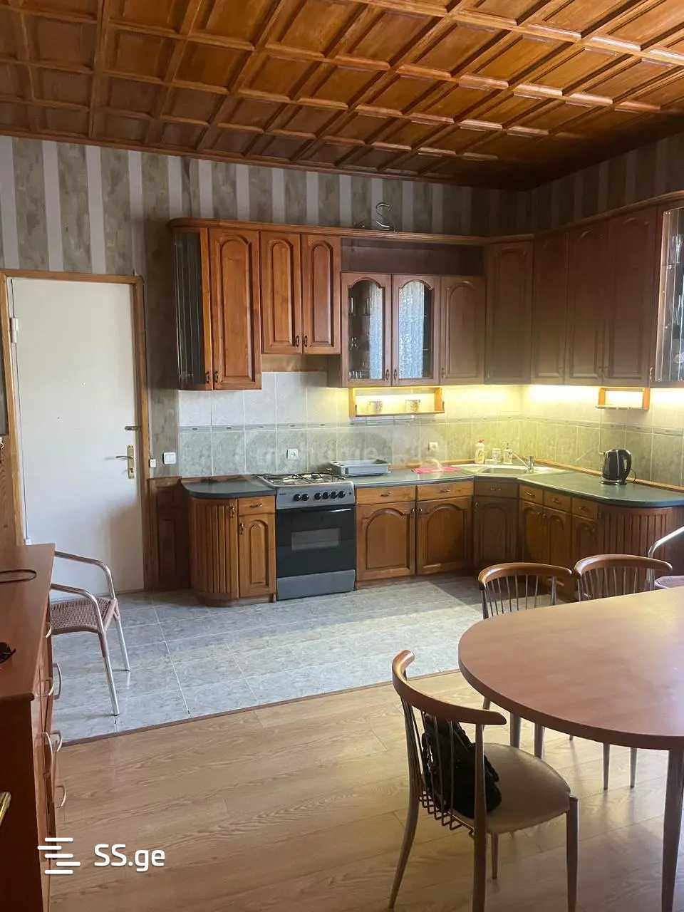 4 Room Private House For Rent. Vake, 1 of 12