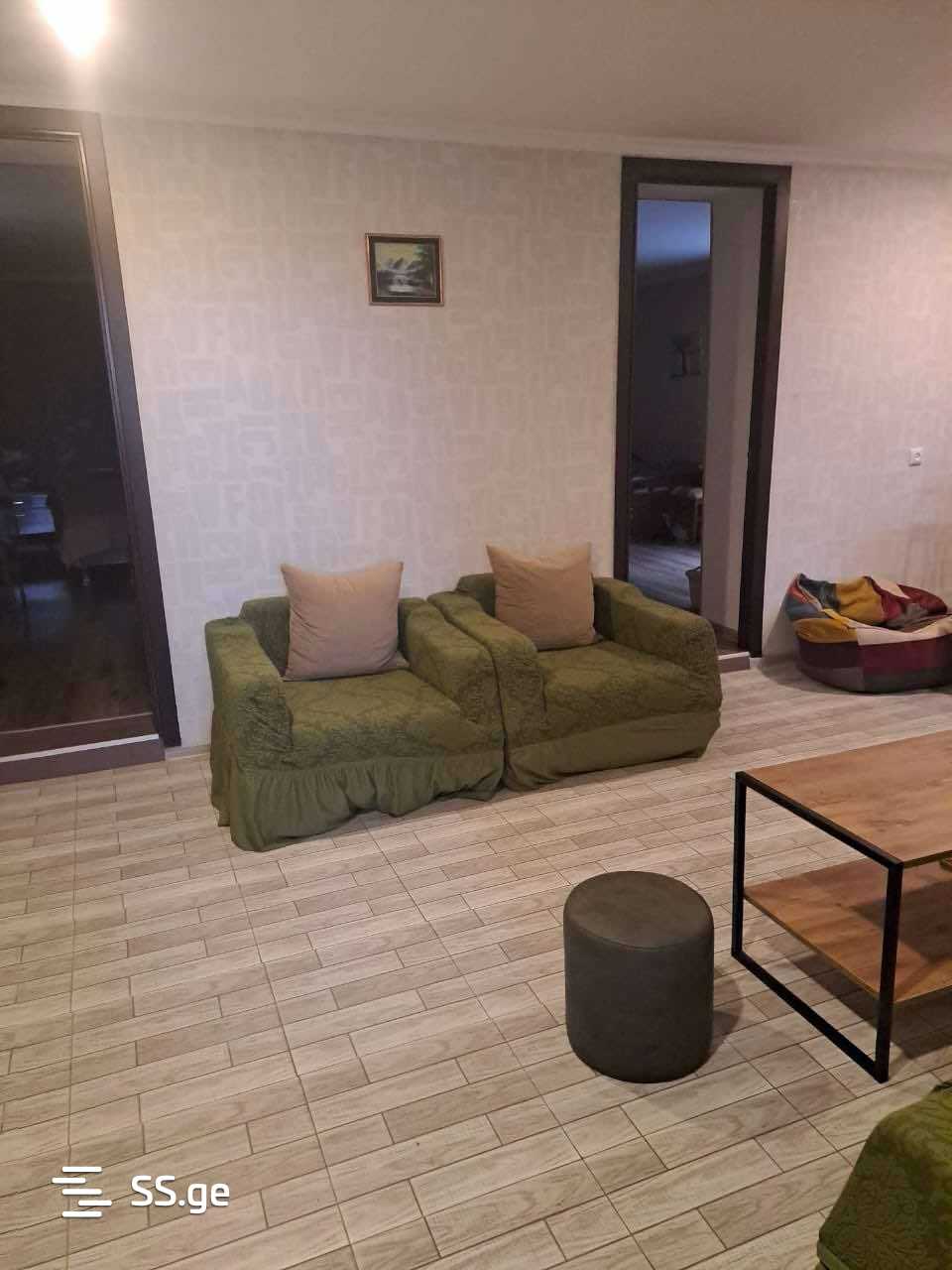 6 Room Private House For Sale view 11