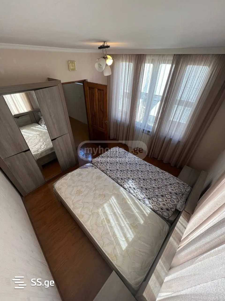 5 Room Private House For Rent. Chugureti, 3 of 12