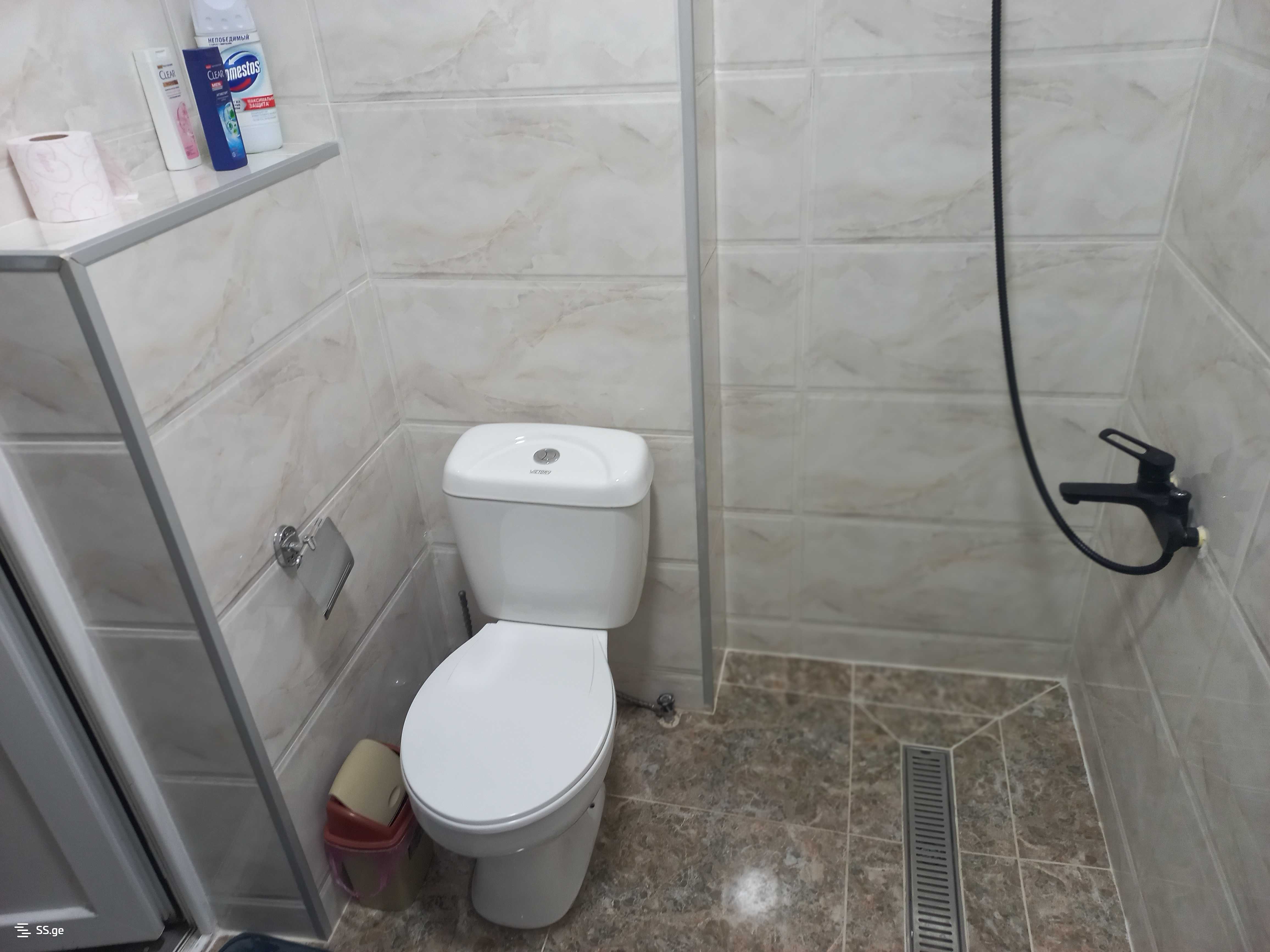 1 Room Flat Daily Rent. Poti view 7