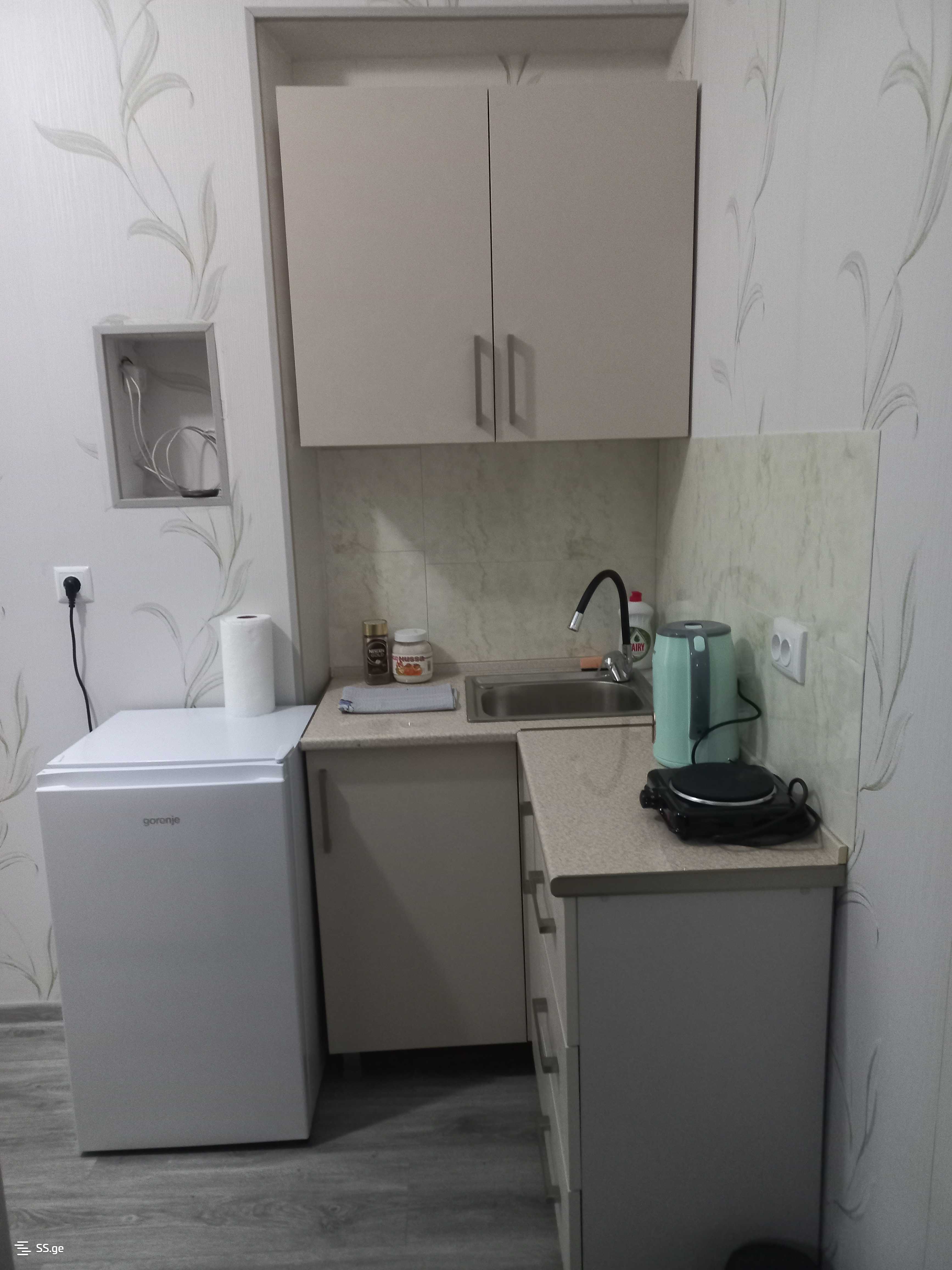1 Room Flat Daily Rent. Poti view 5