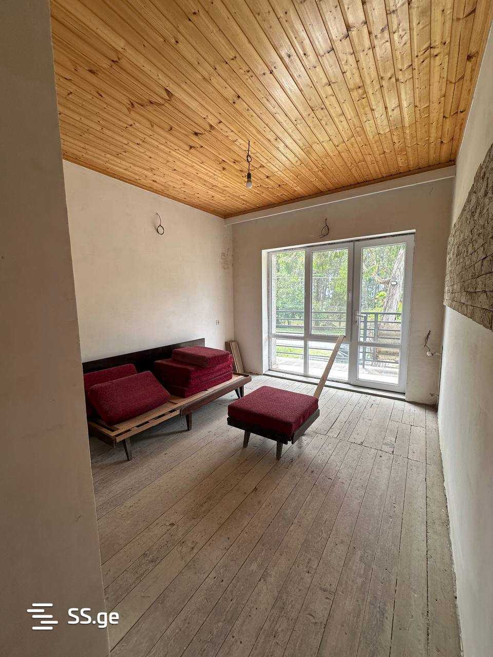 4 Room Private House For Sale view 8
