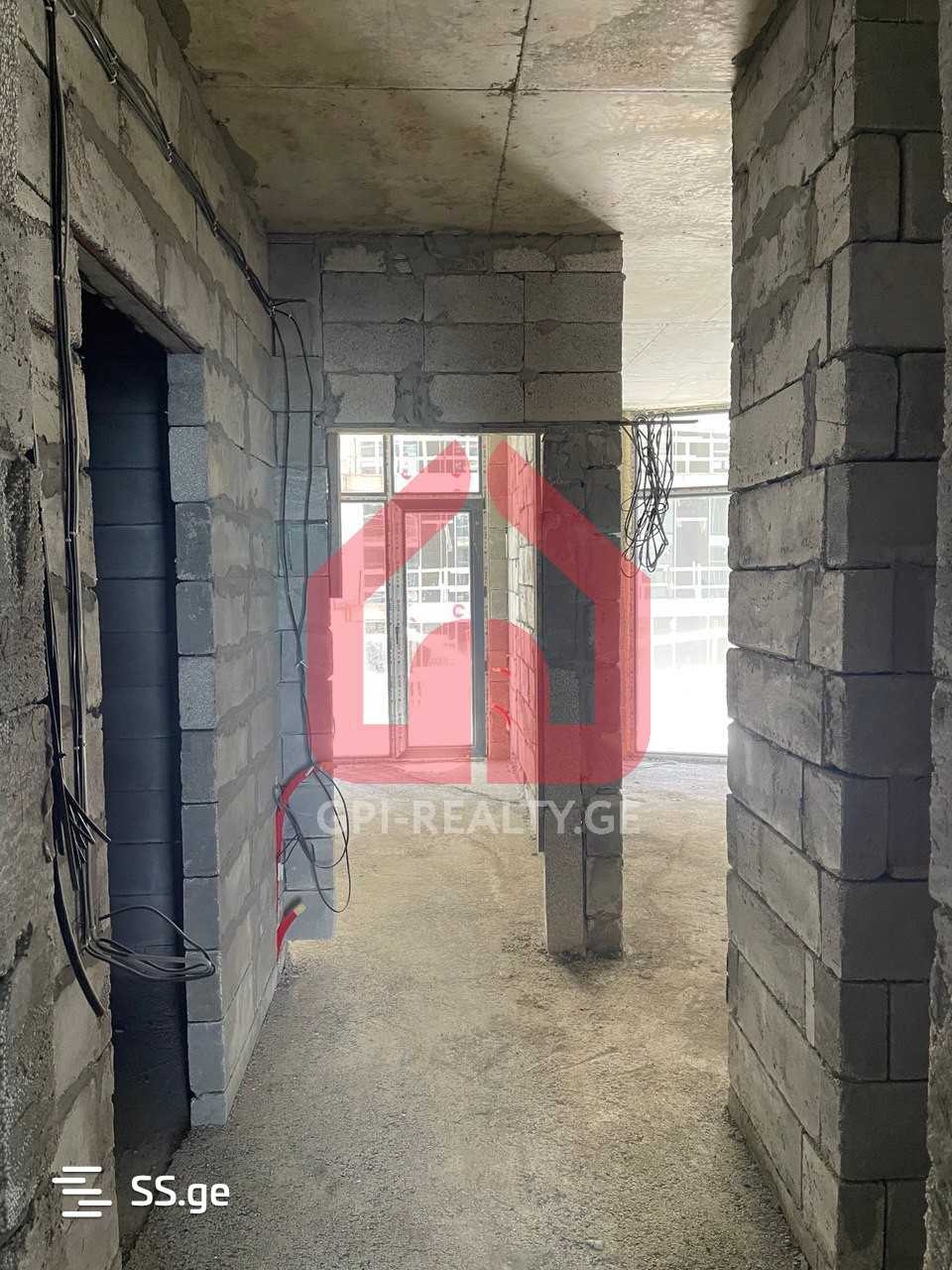 2 room Flat For Sale. Batumi - Bild 3