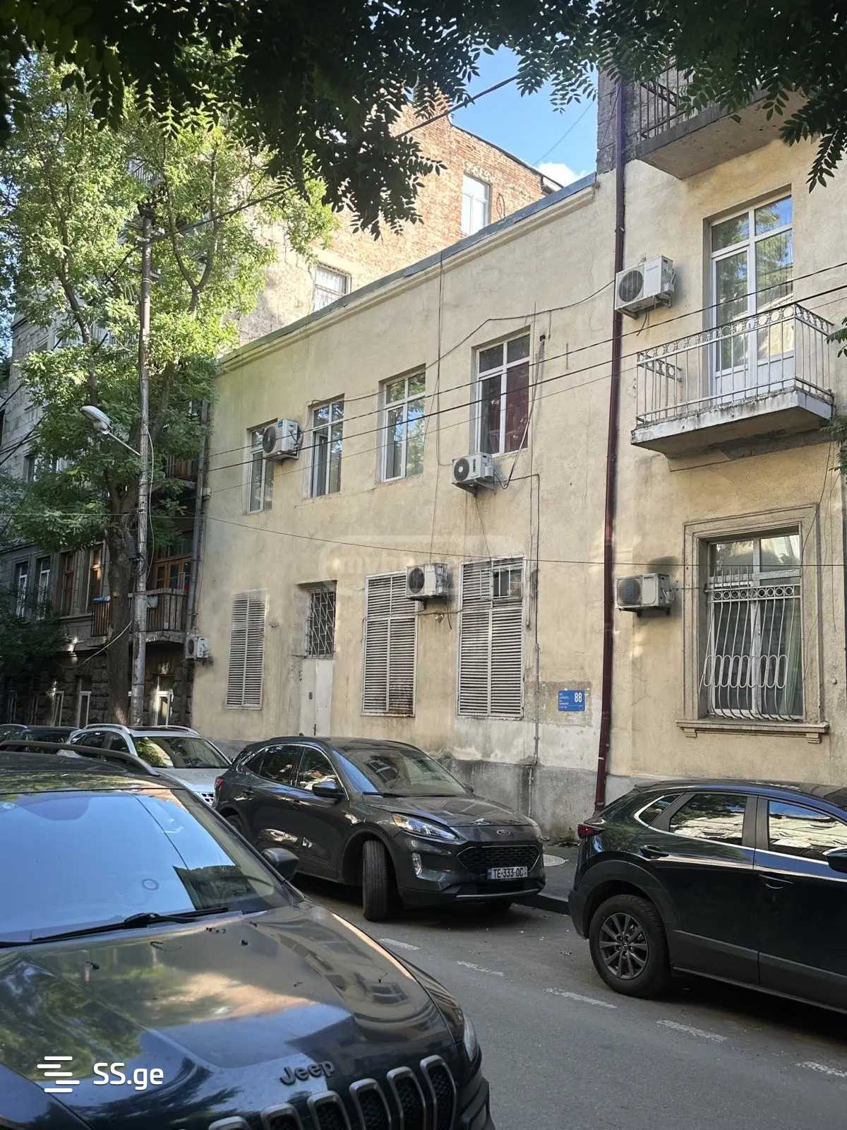 20 Room Private House For Sale view 1